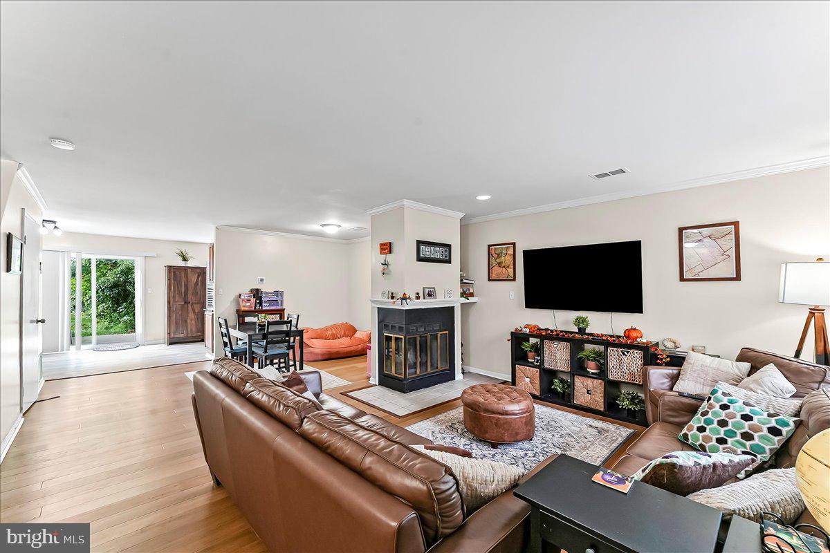 QUAIL CROSSING - Residential