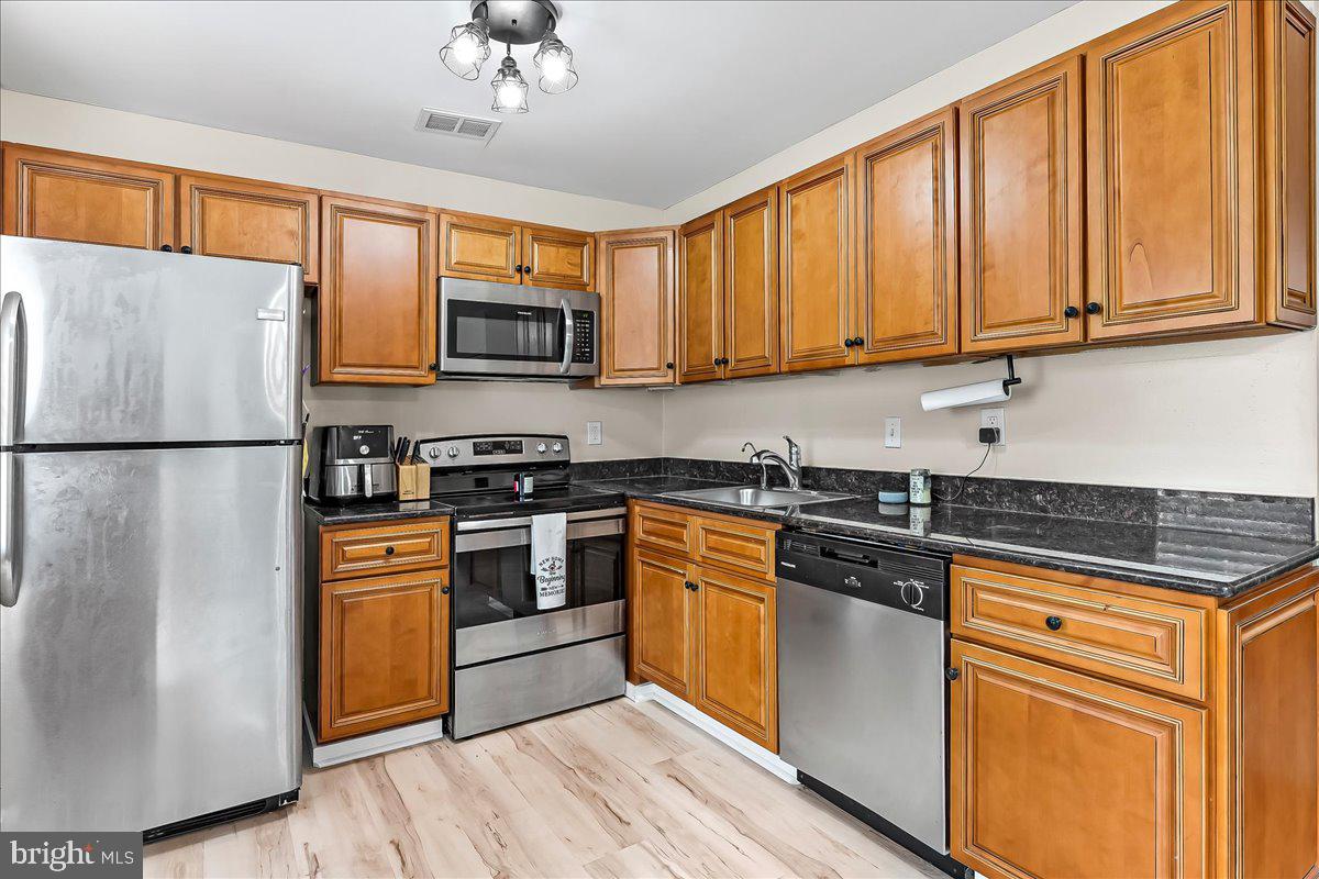 QUAIL CROSSING - Residential