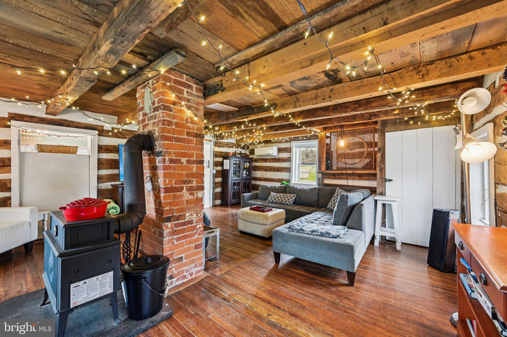 1420 PINCH VALLEY ROAD