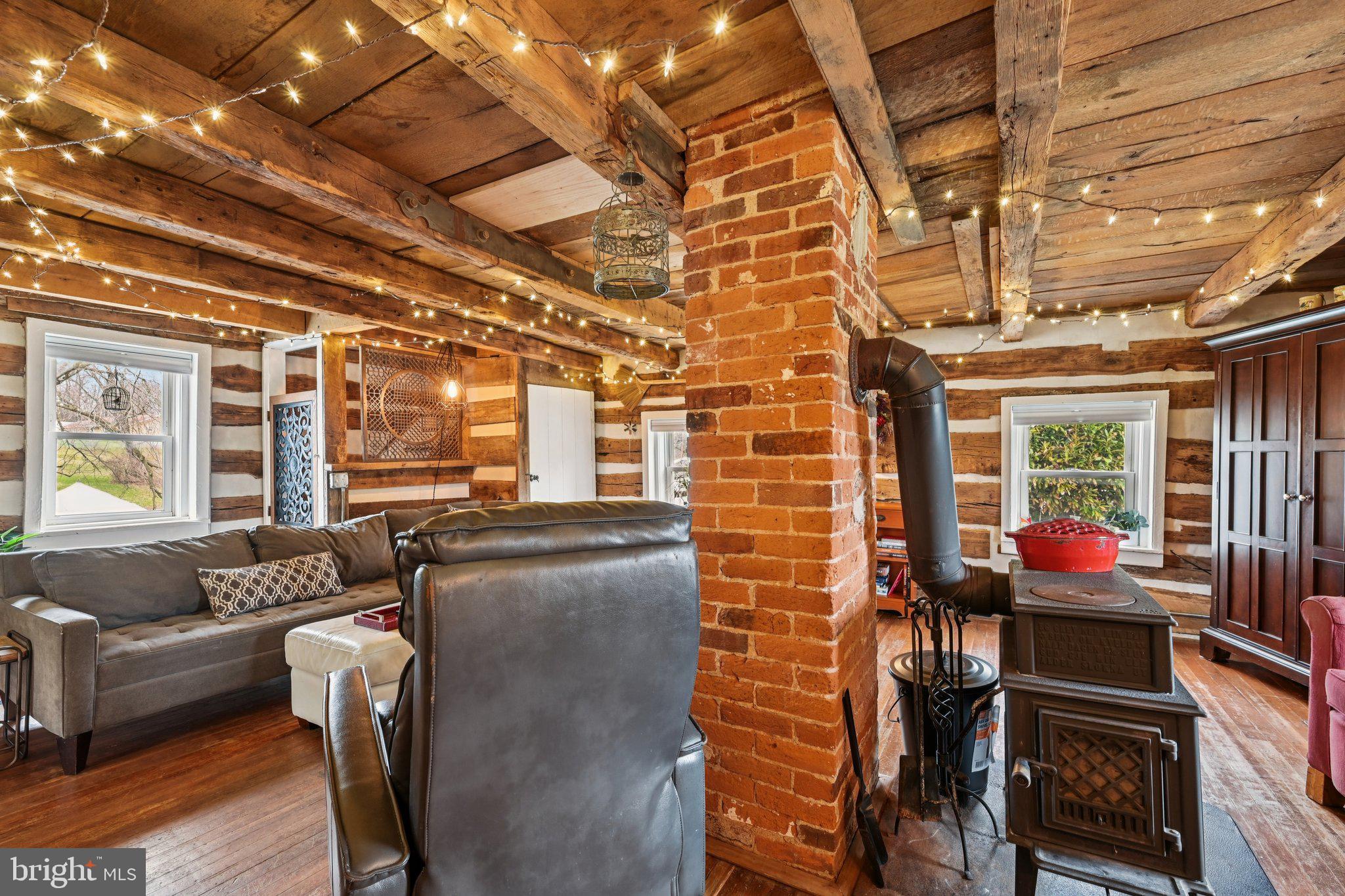 1420 PINCH VALLEY ROAD