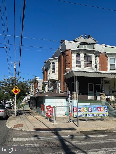 4900 N 11TH STREET