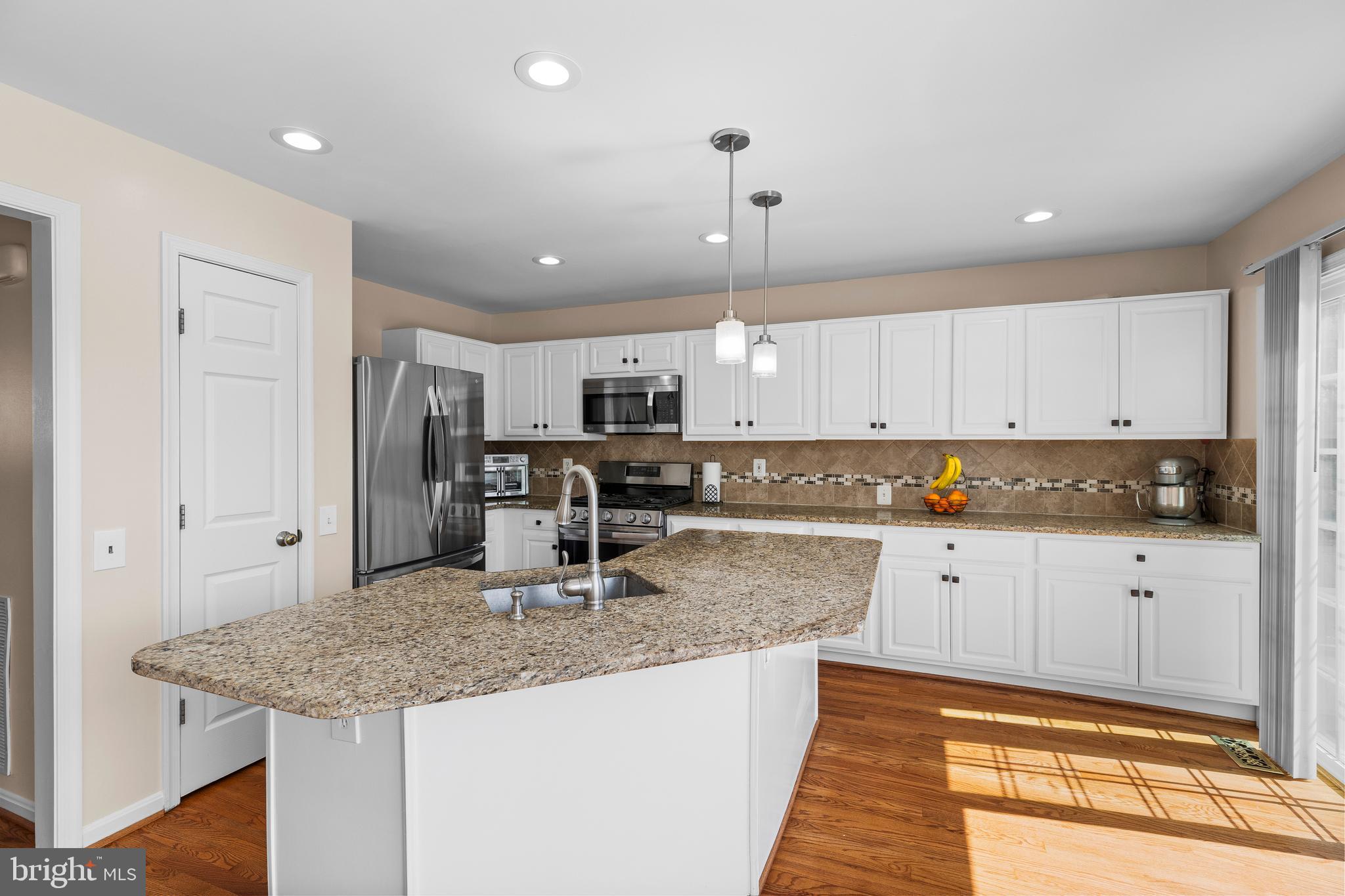 ASHBURN FARM - Residential