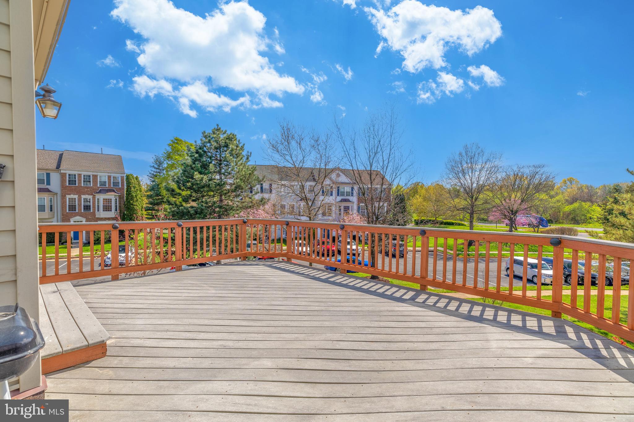 ASHBURN FARM - Residential