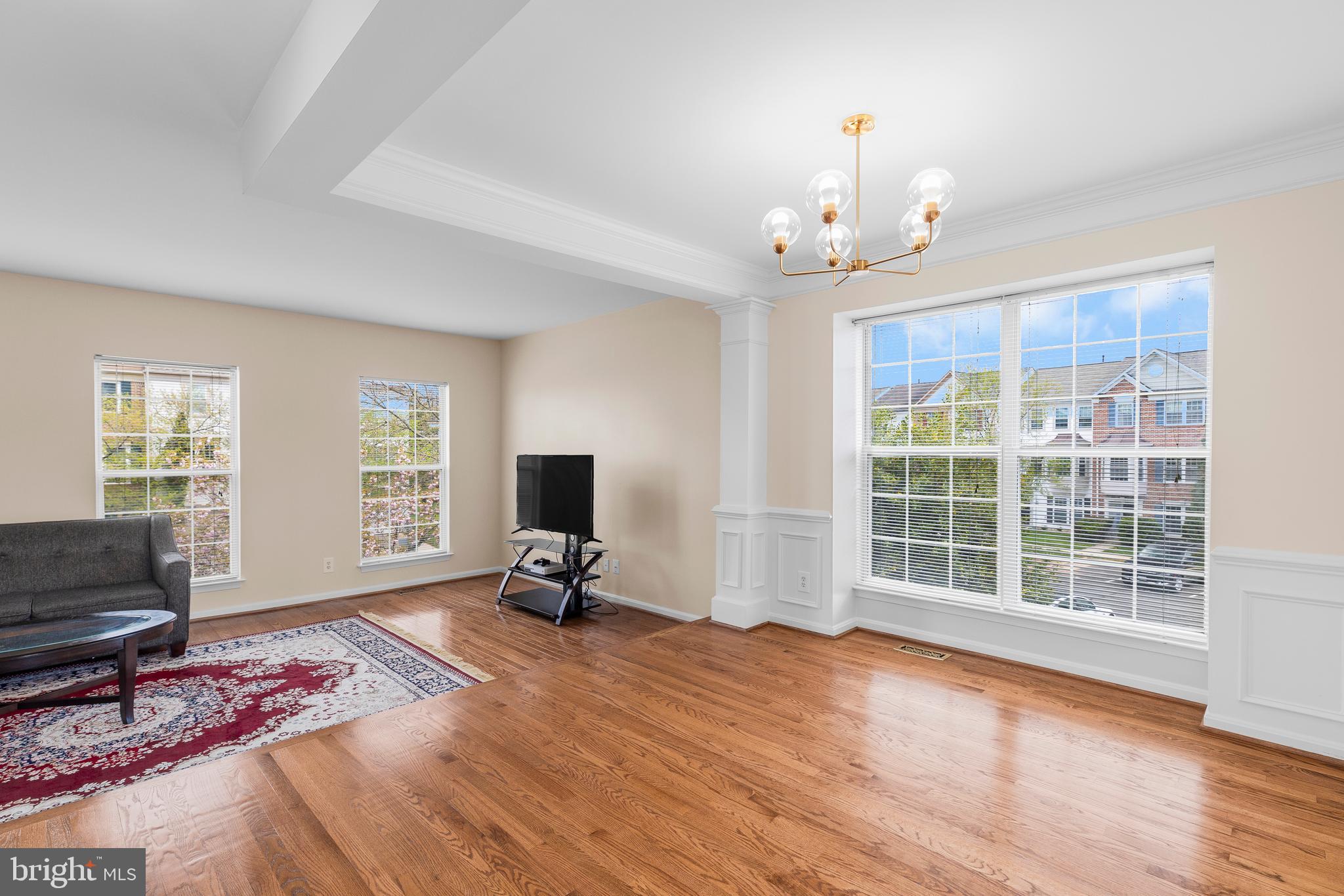 ASHBURN FARM - Residential