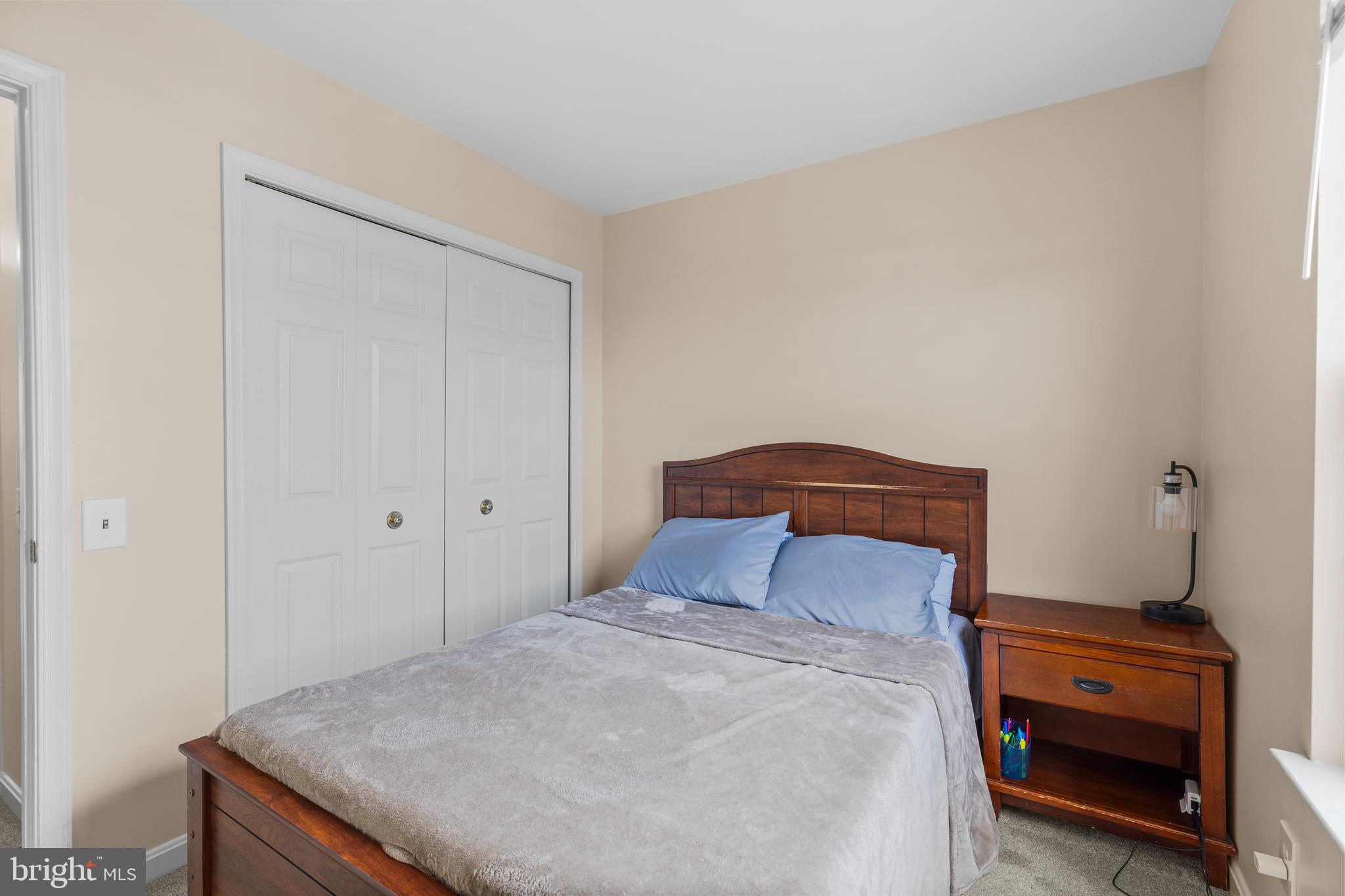 ASHBURN FARM - Residential