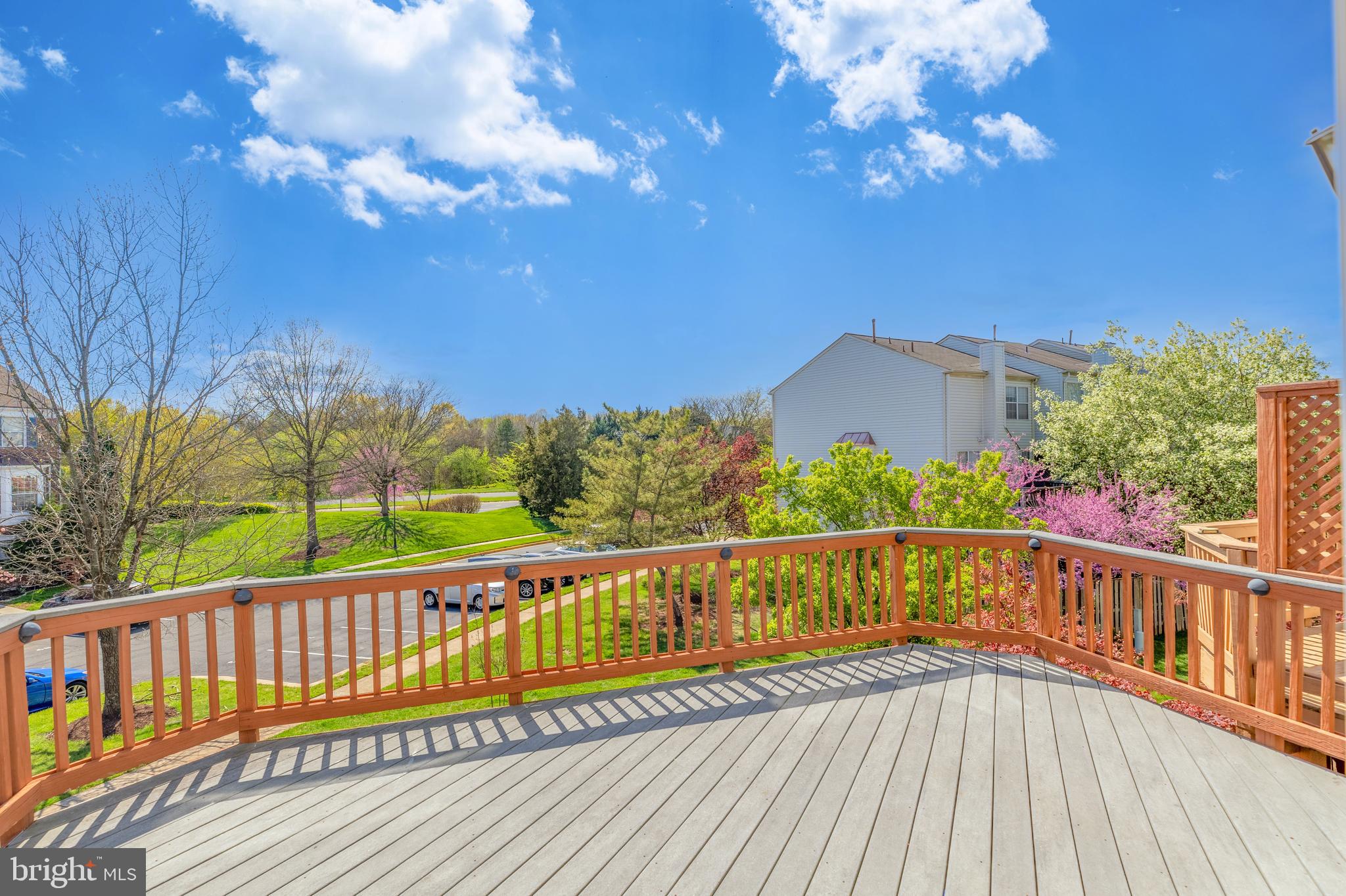 ASHBURN FARM - Residential