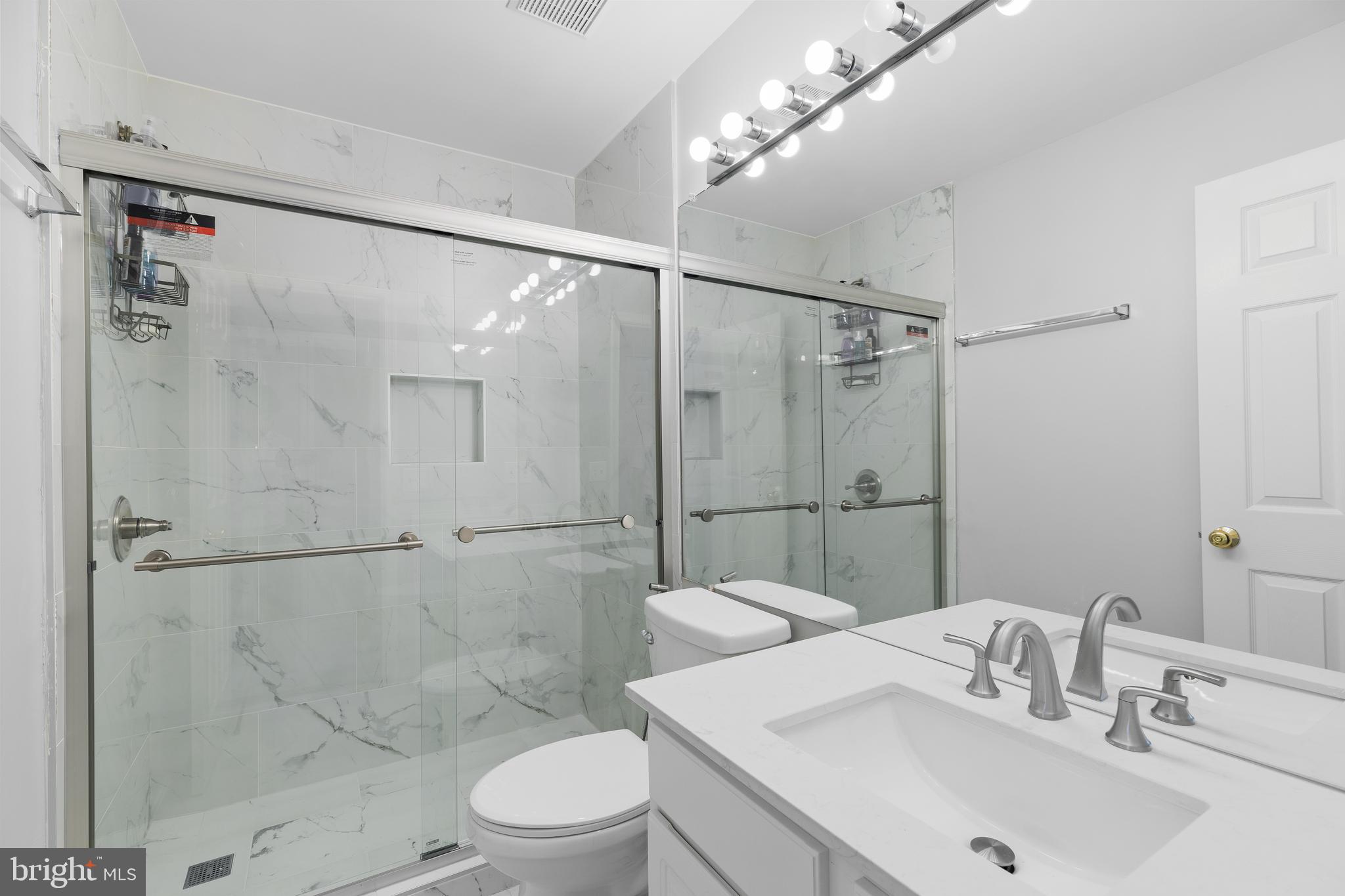 ASHBURN FARM - Residential