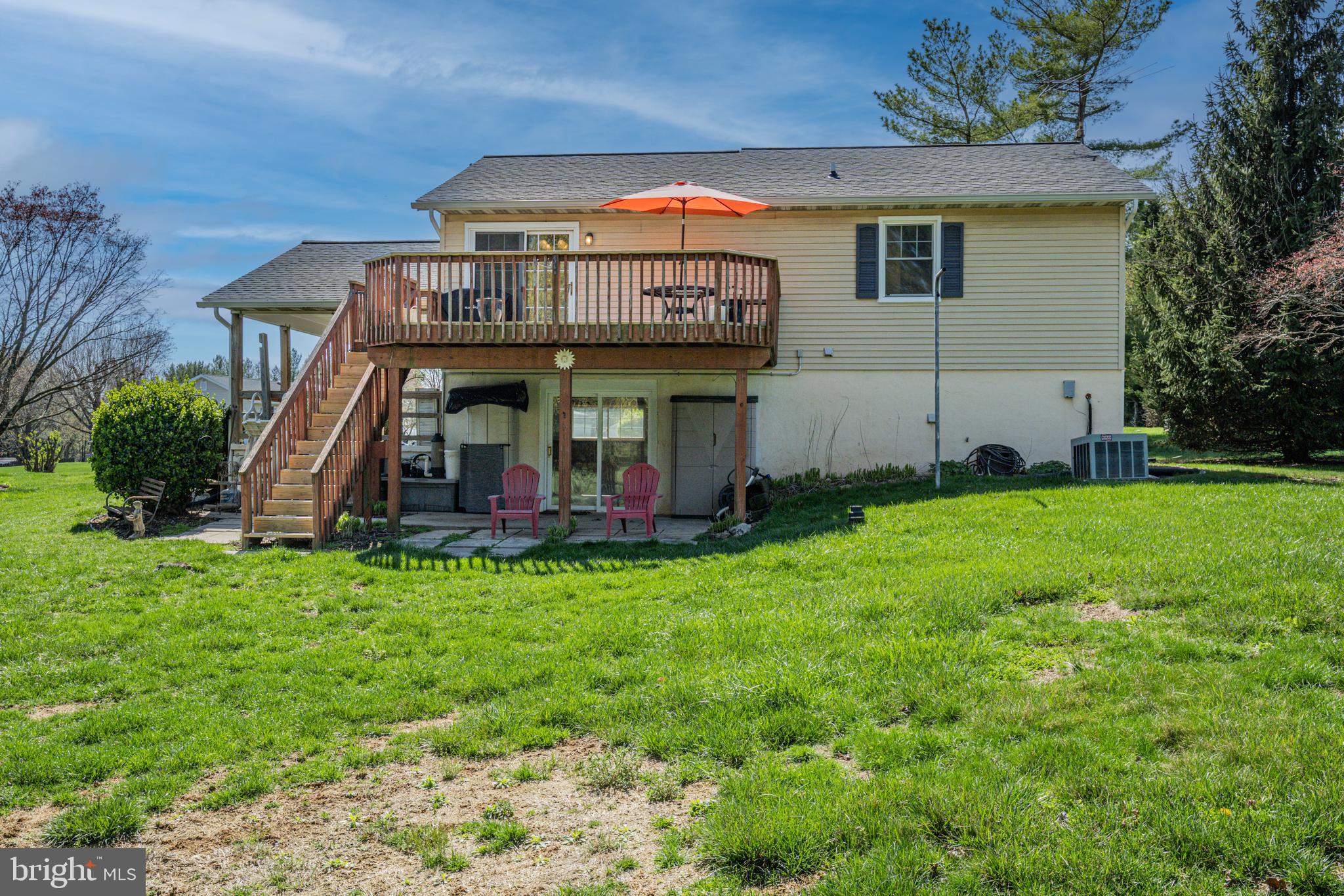 WOLF HILL - Residential