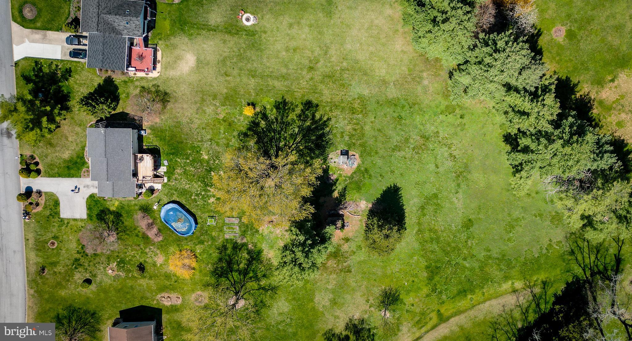 WOLF HILL - Residential