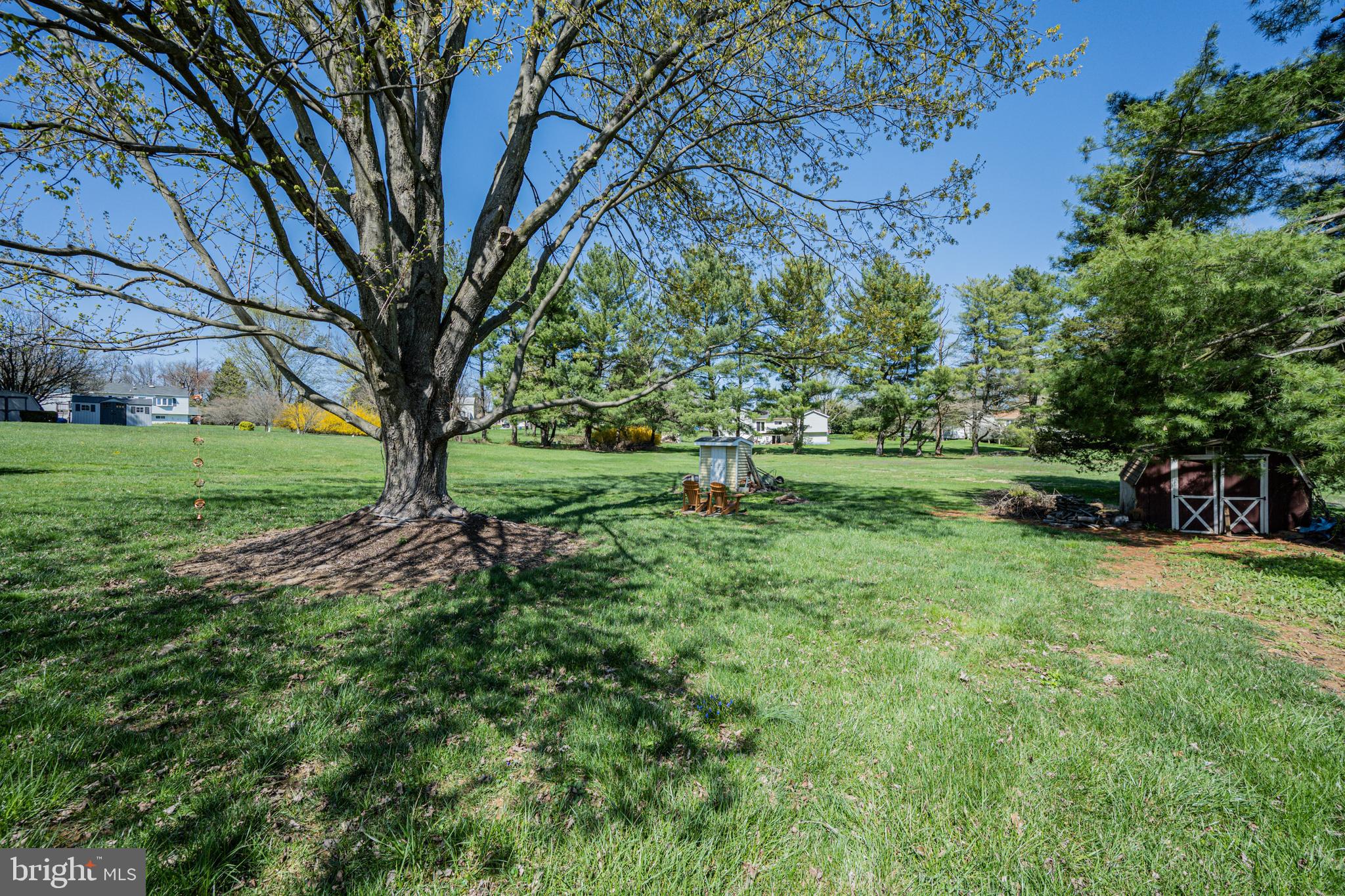 WOLF HILL - Residential