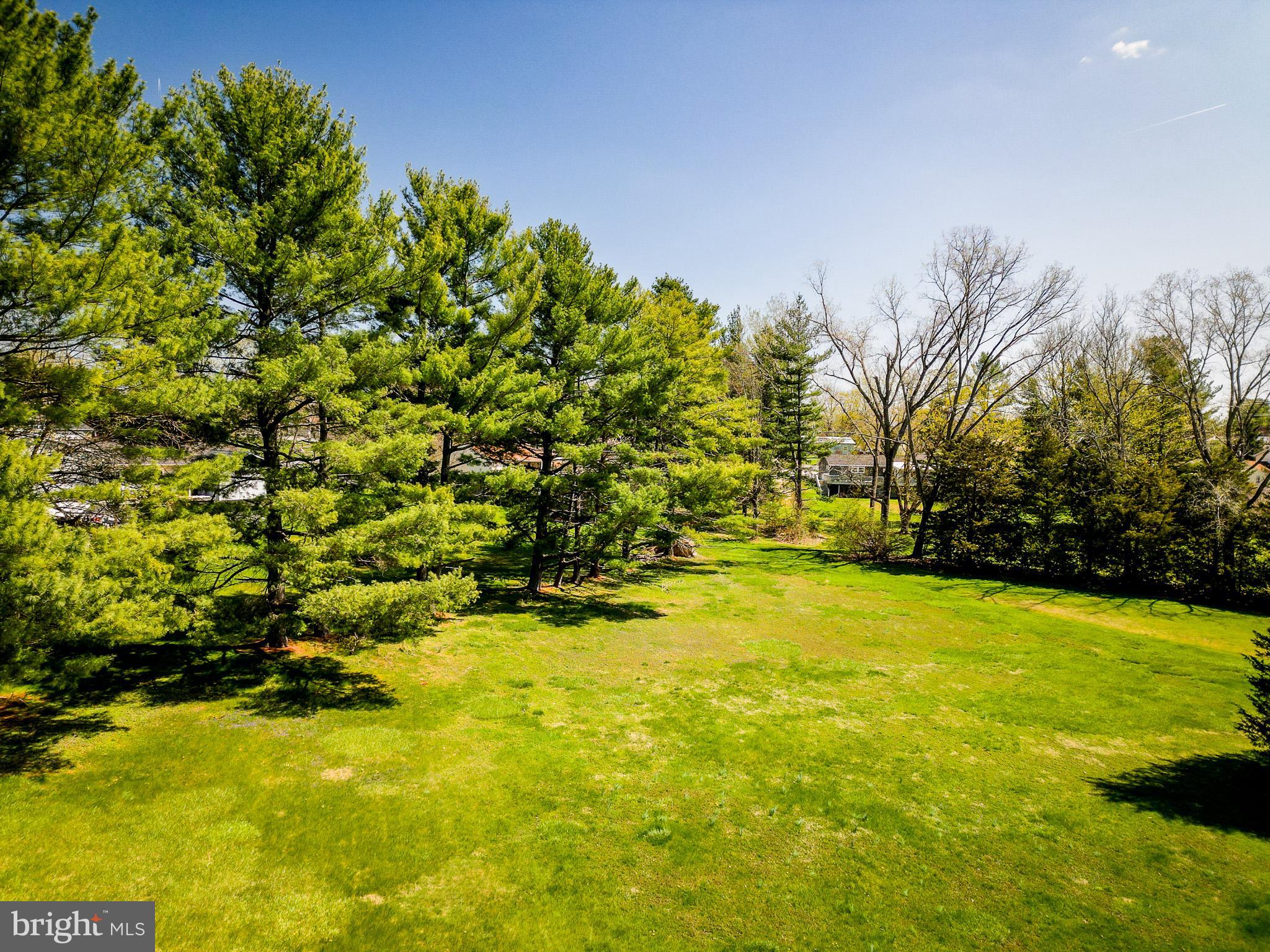 WOLF HILL - Residential