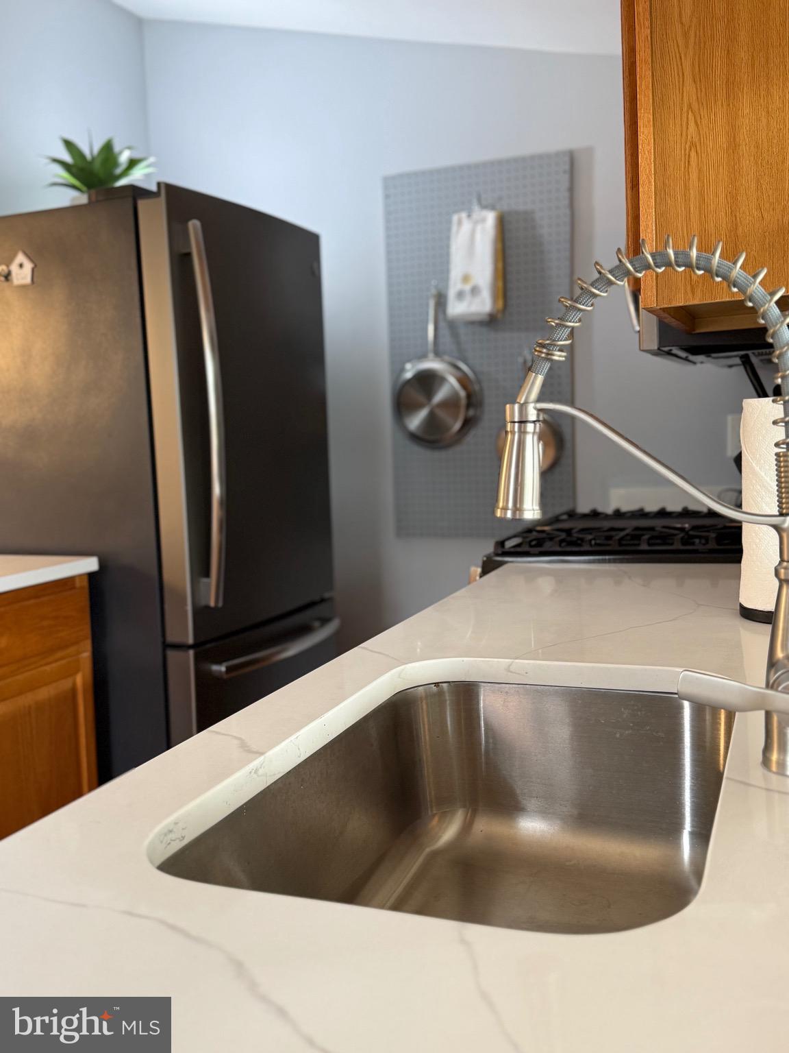 SYLVAN SHORES - Residential