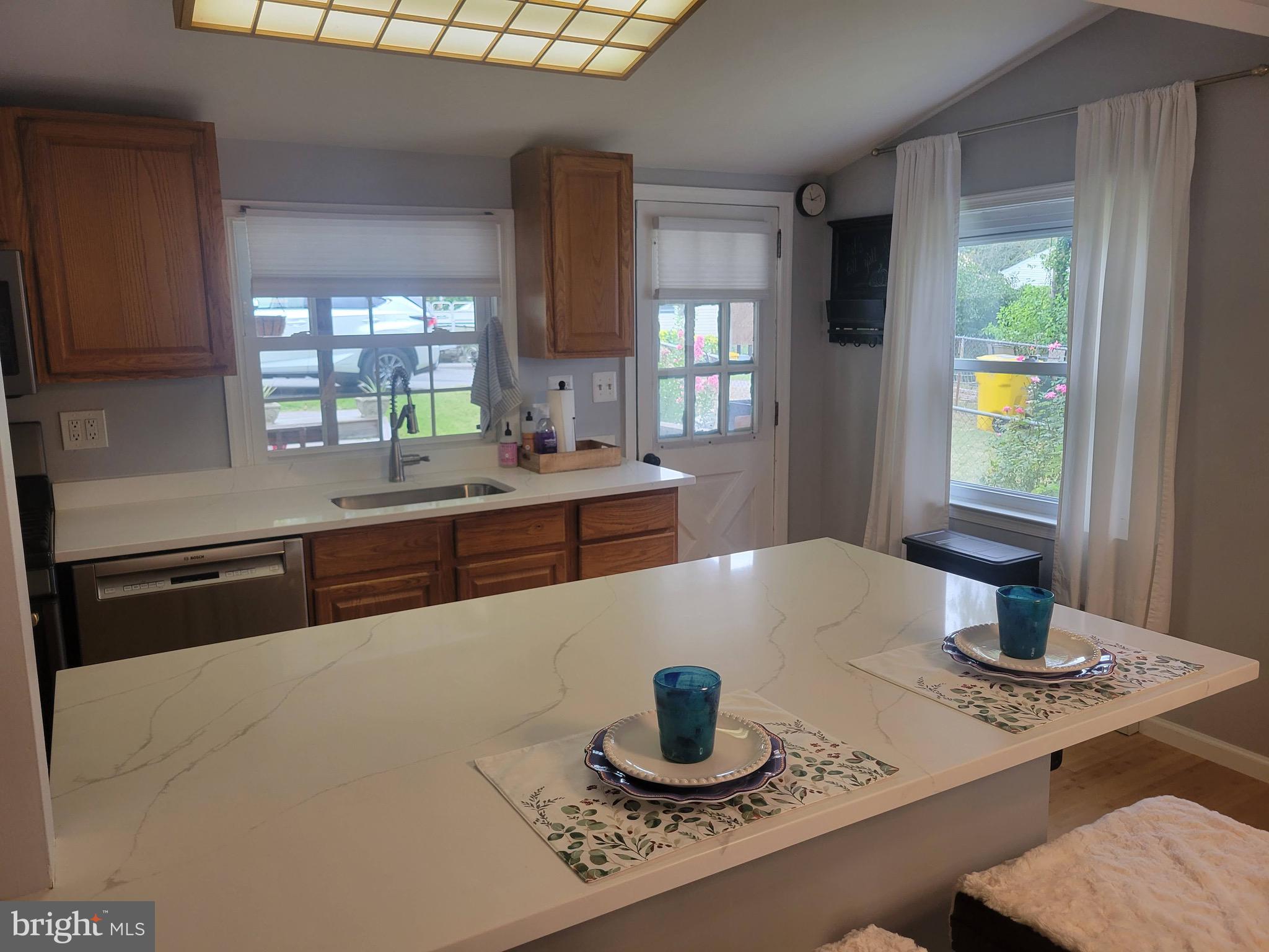 SYLVAN SHORES - Residential