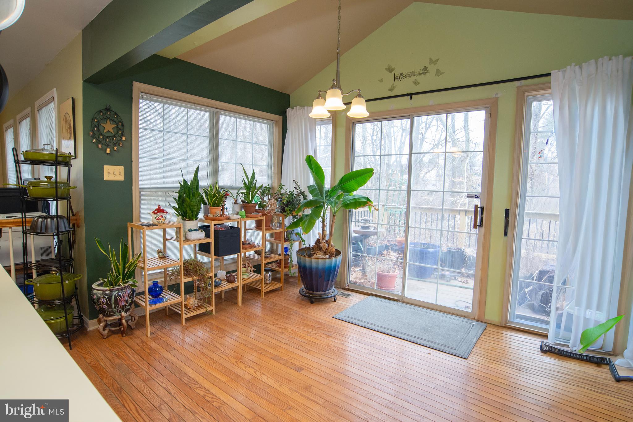 DEVON GREEN - Residential