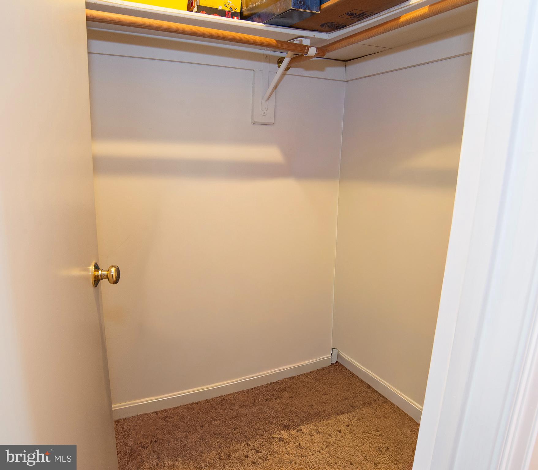 DEVON GREEN - Residential