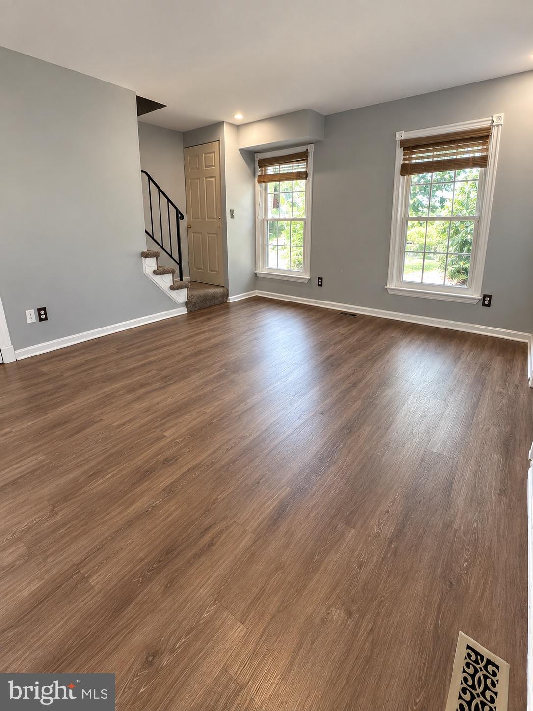 19 MITNICK COURT
