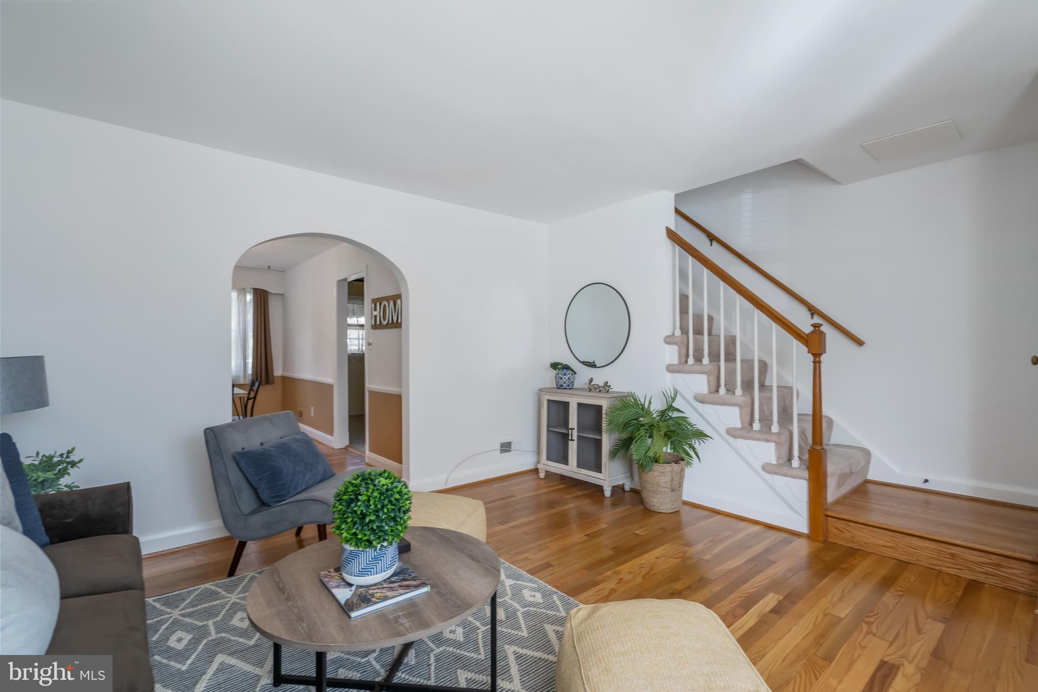 KNETTISHALL - Residential