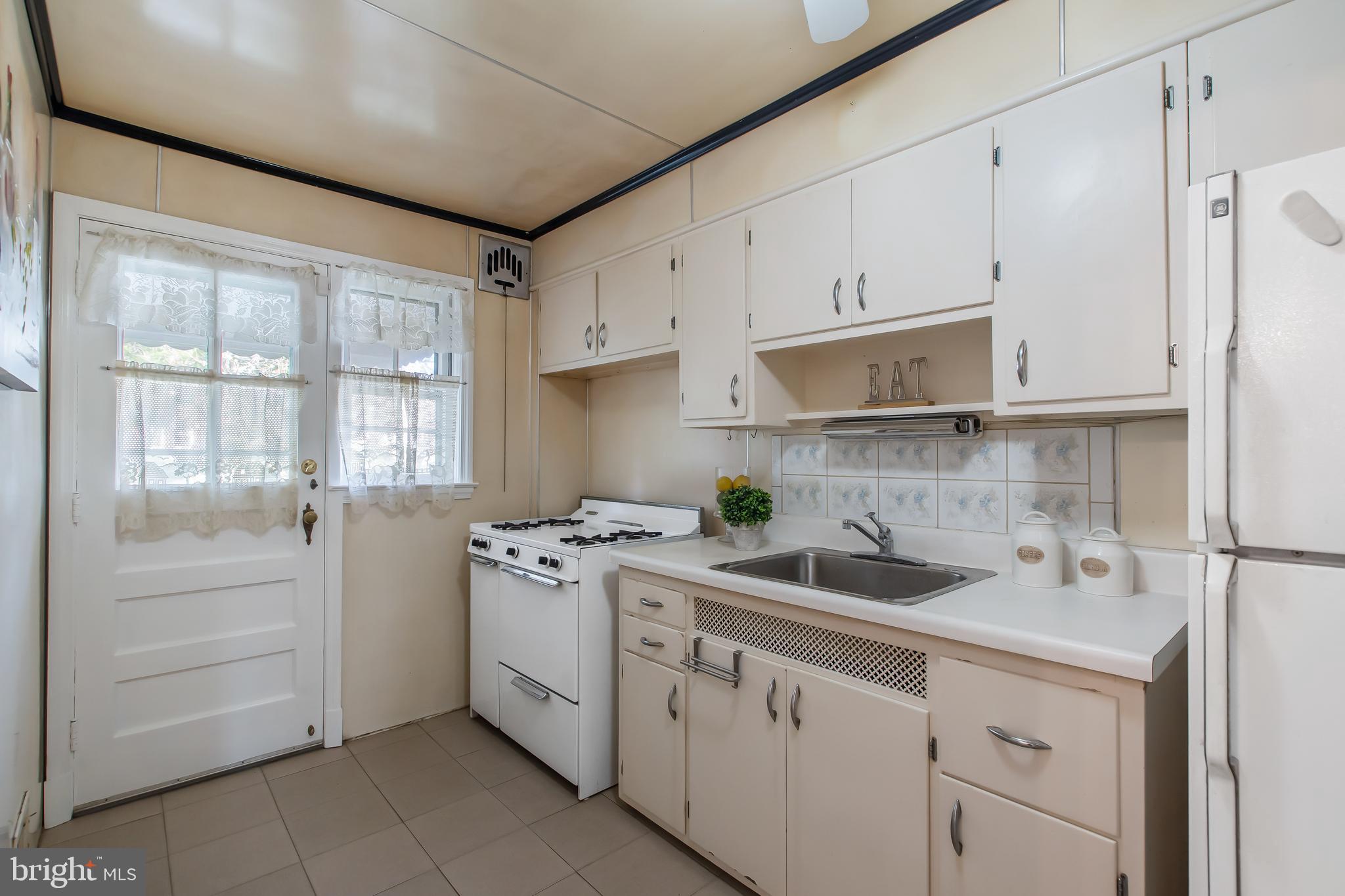 KNETTISHALL - Residential