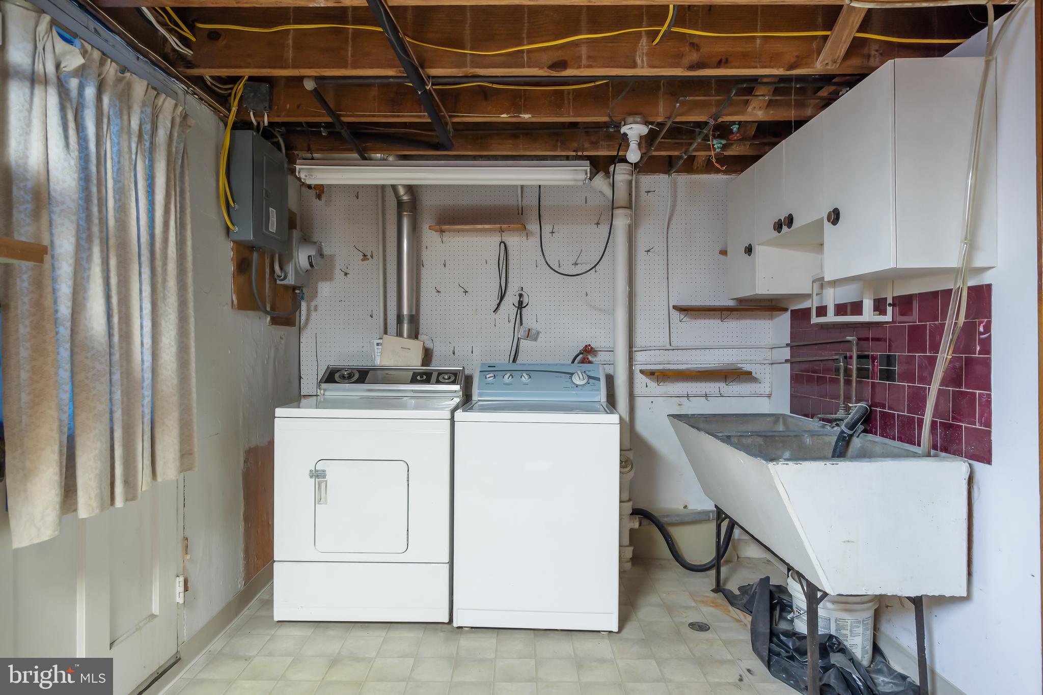 KNETTISHALL - Residential