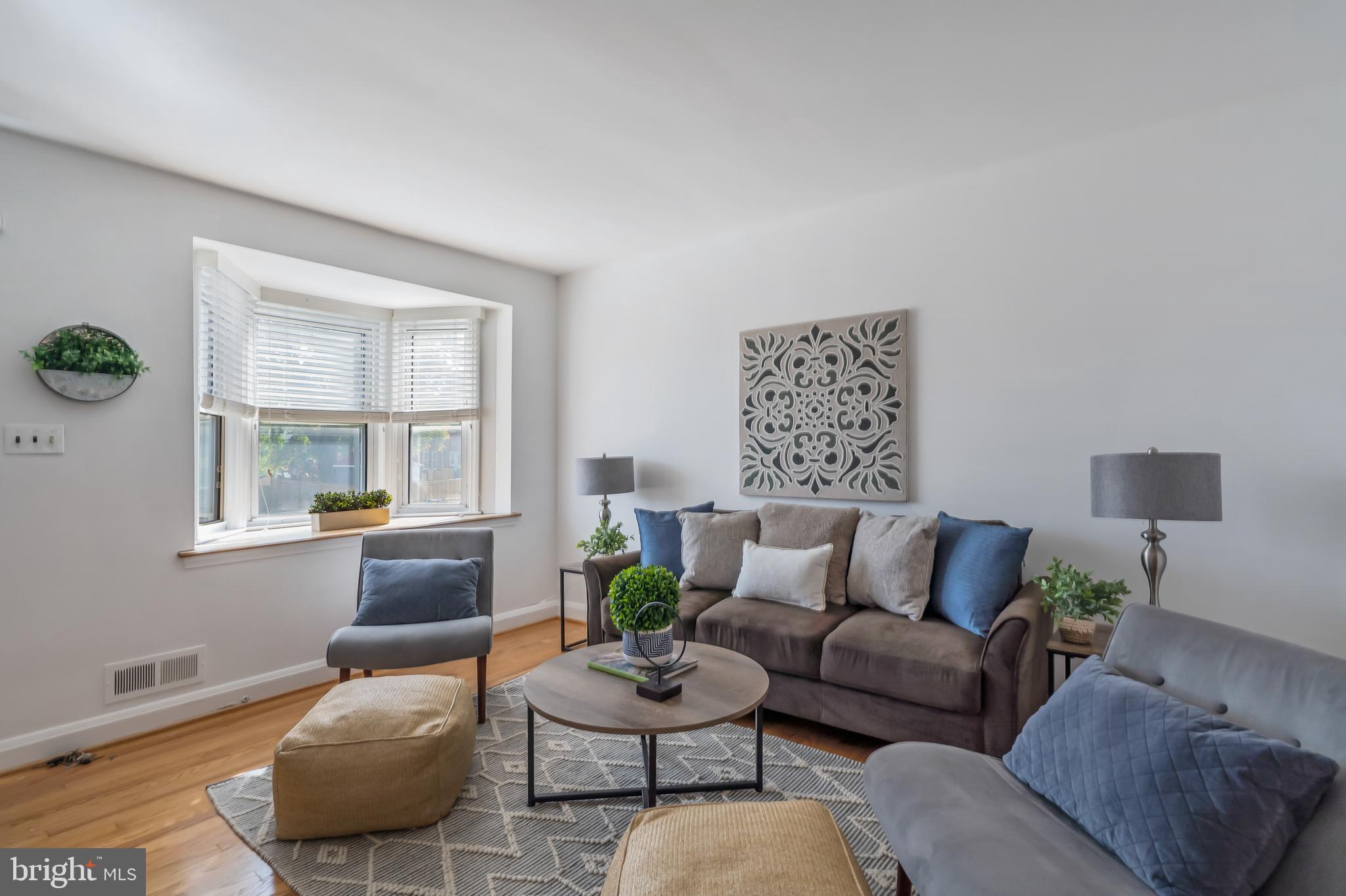 KNETTISHALL - Residential