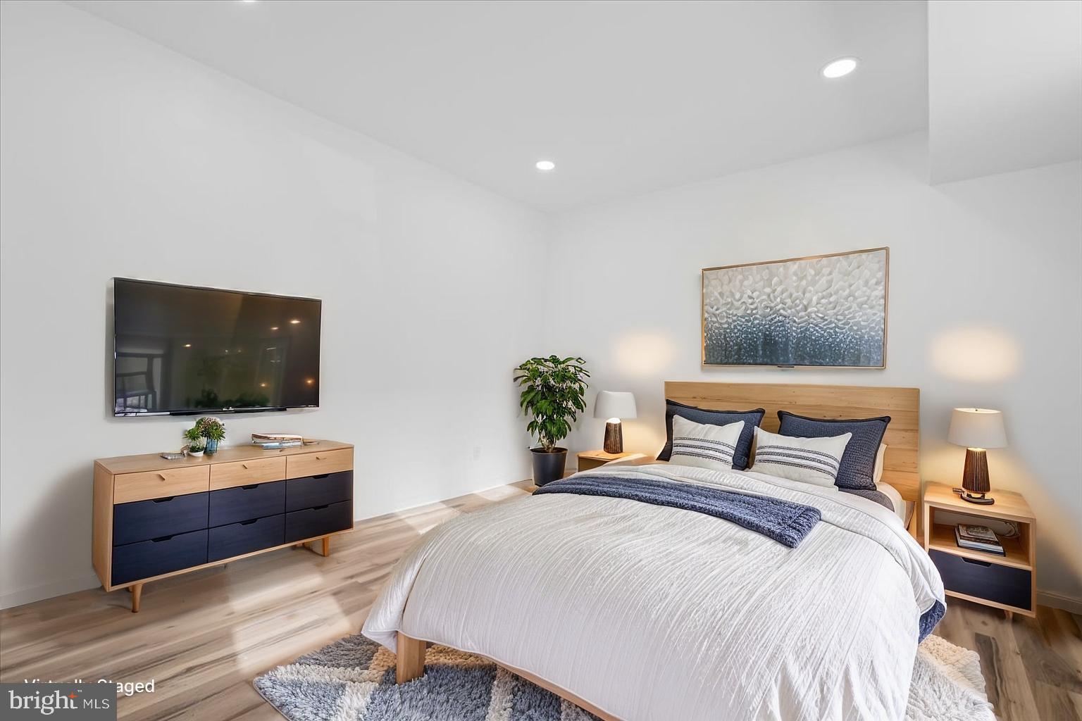 COBBS CREEK - Residential