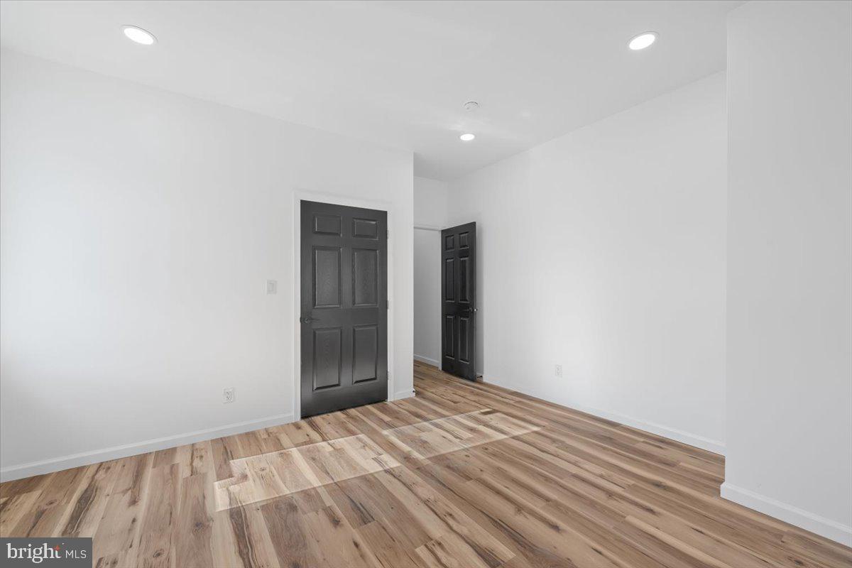 COBBS CREEK - Residential