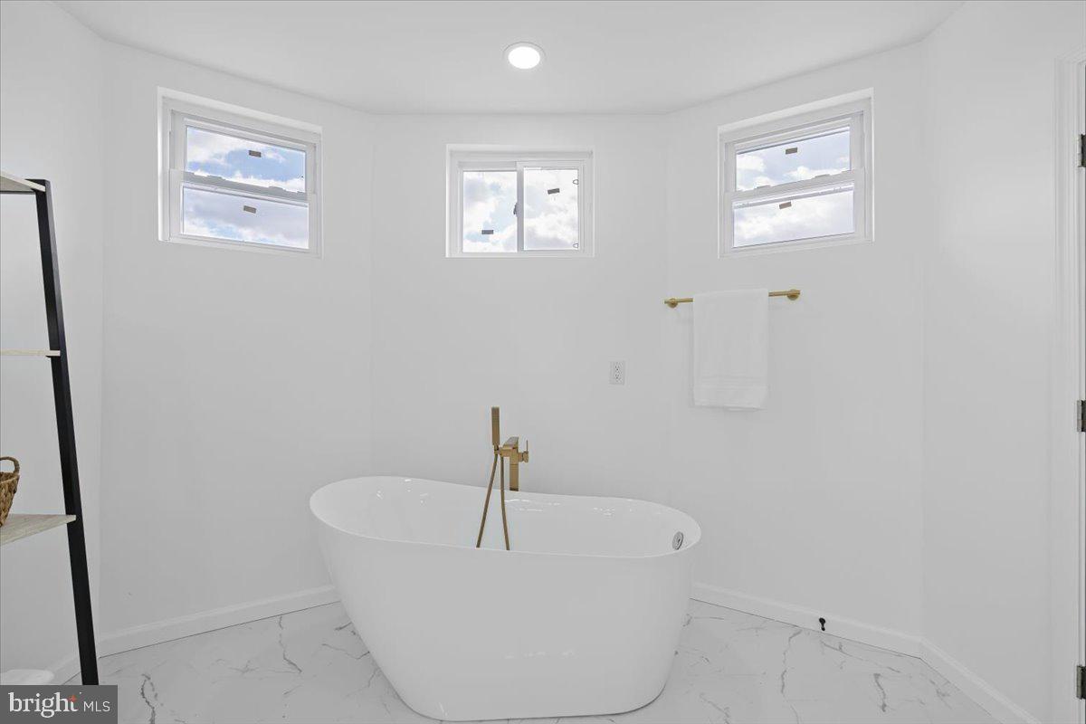 COBBS CREEK - Residential