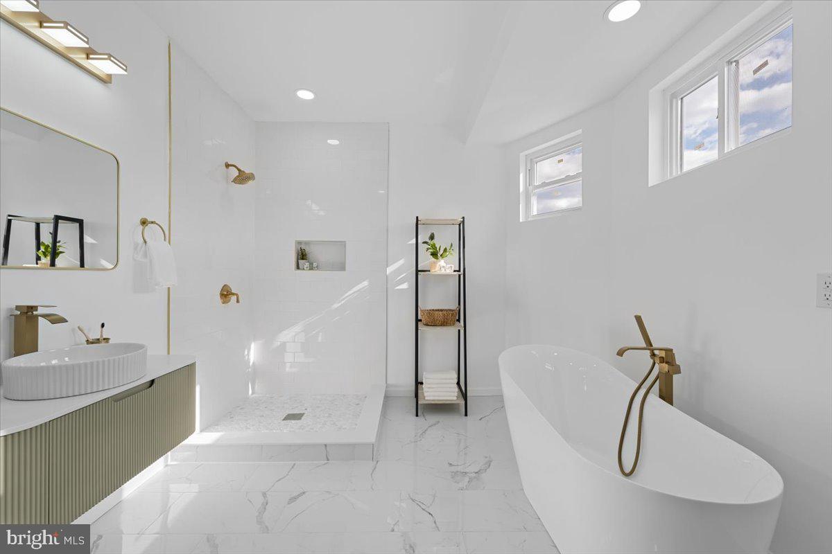 COBBS CREEK - Residential