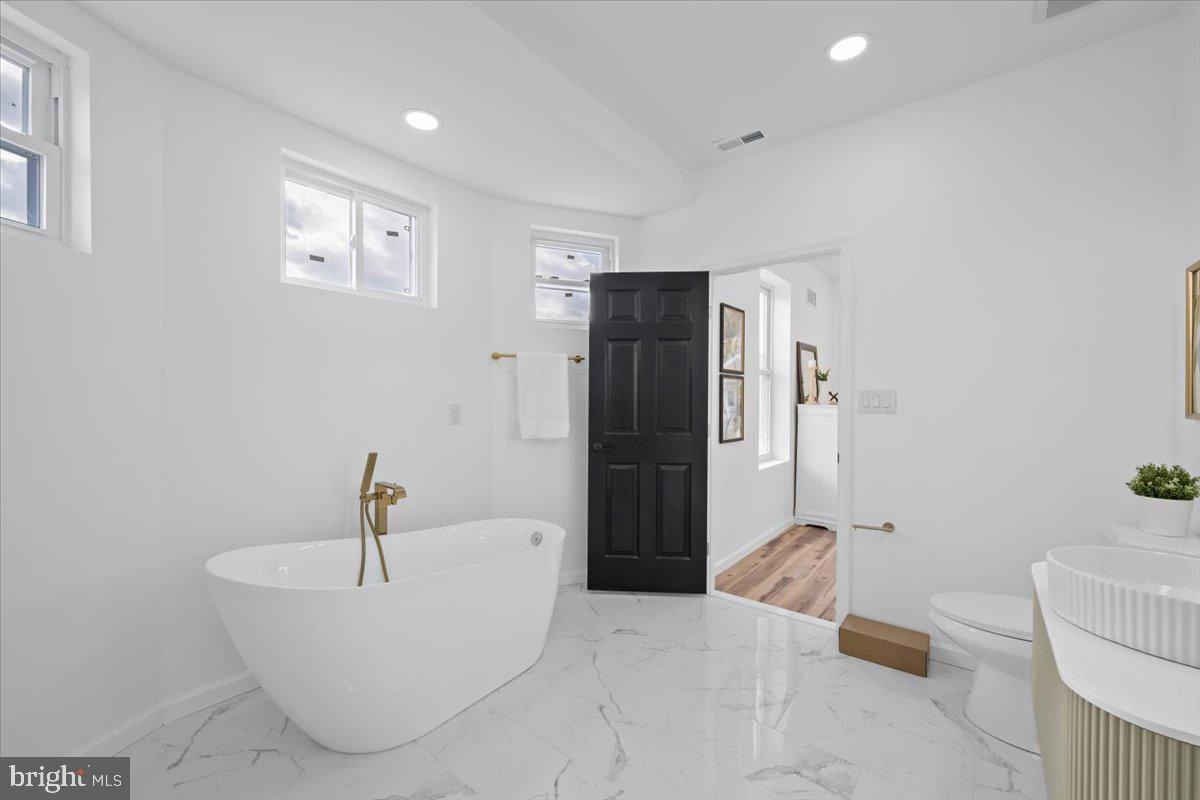 COBBS CREEK - Residential