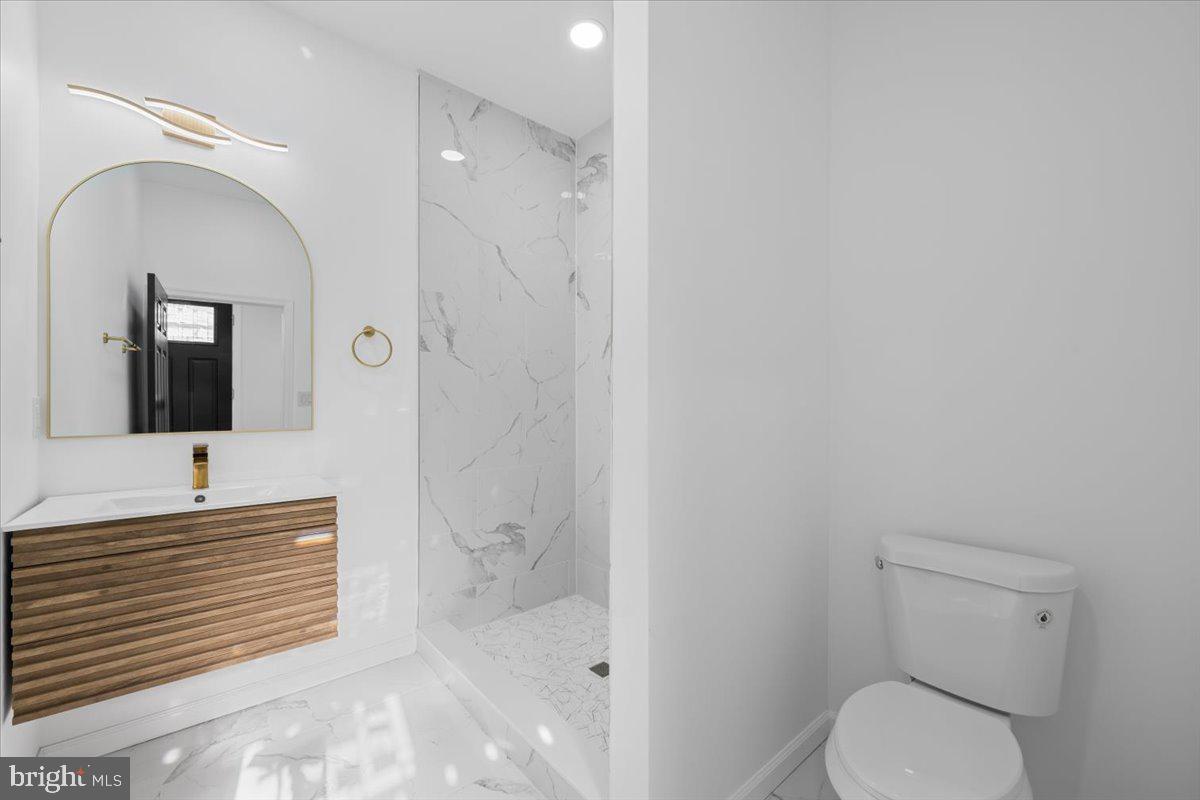 COBBS CREEK - Residential