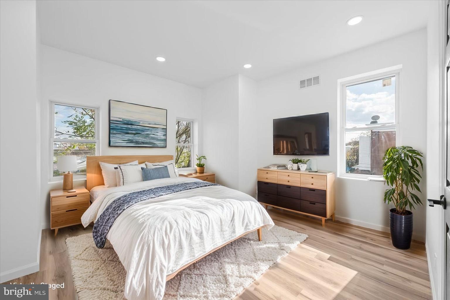 COBBS CREEK - Residential