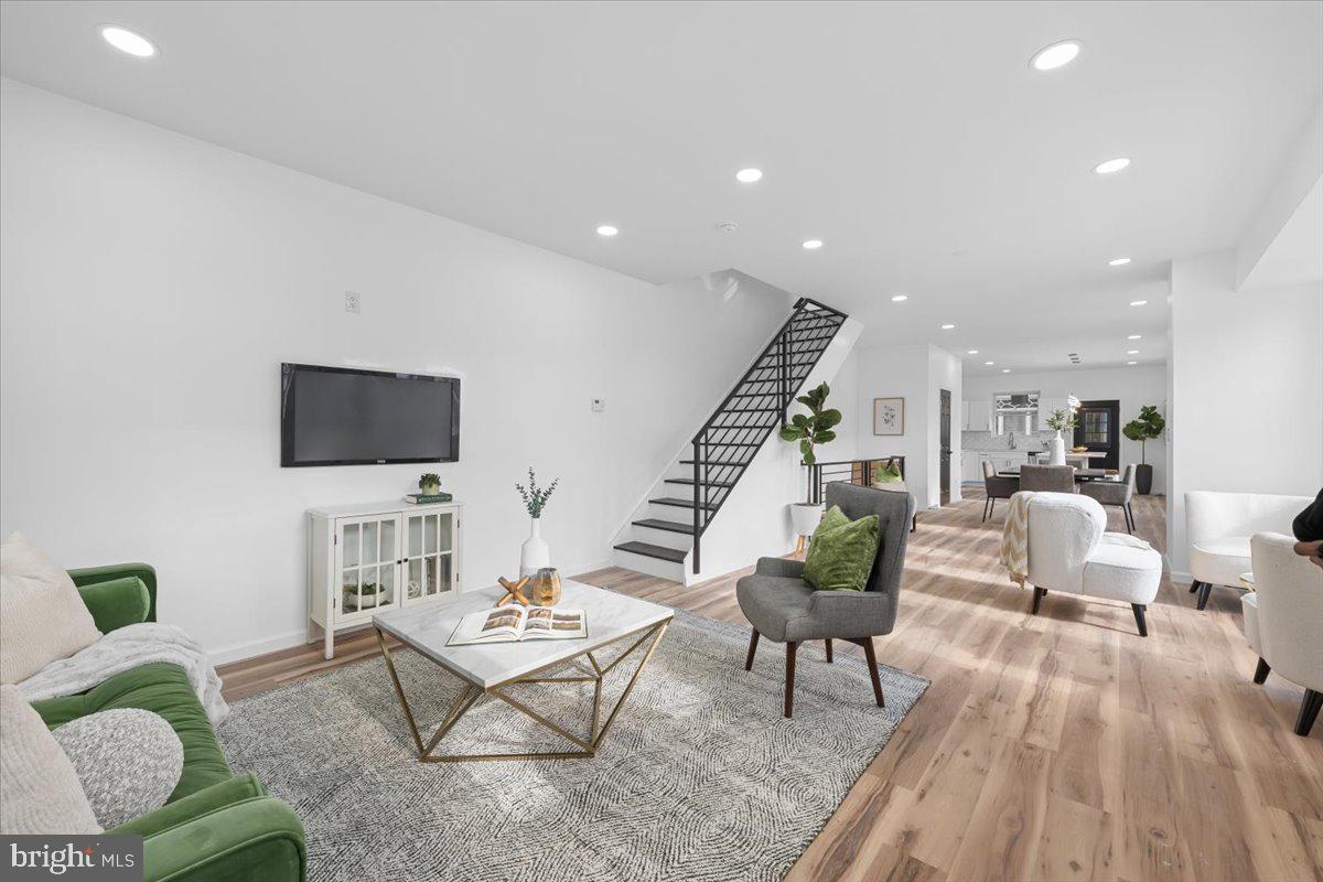 COBBS CREEK - Residential