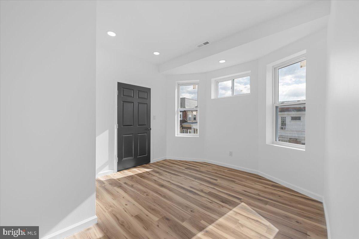 COBBS CREEK - Residential