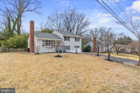 Photo of 1254 Dogwood Road, ARNOLD, MD 21012 (MLS # MDAA2136260)