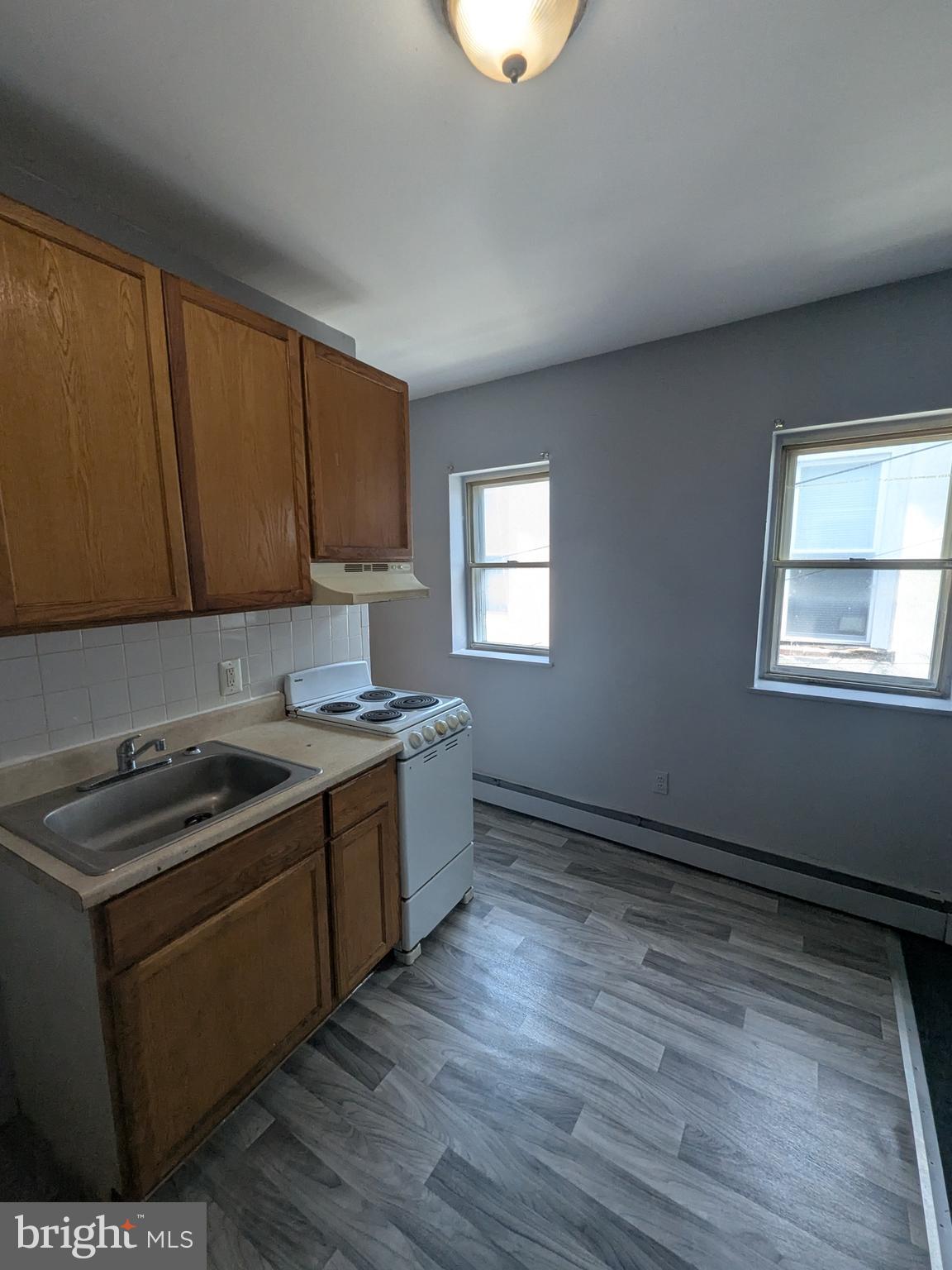 3214 FRANKFORD AVENUE 16