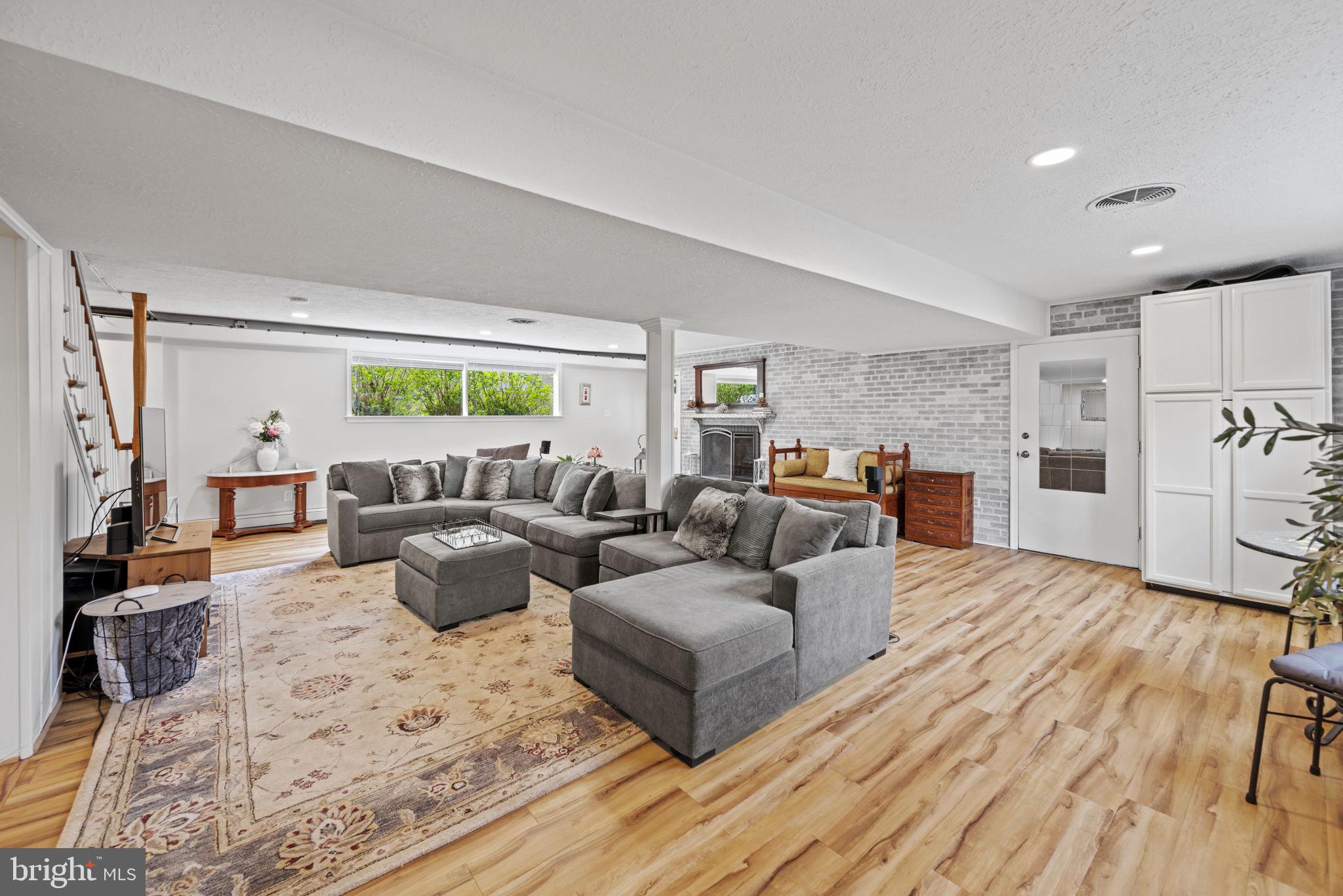 ROCK CREEK HILLS - Residential