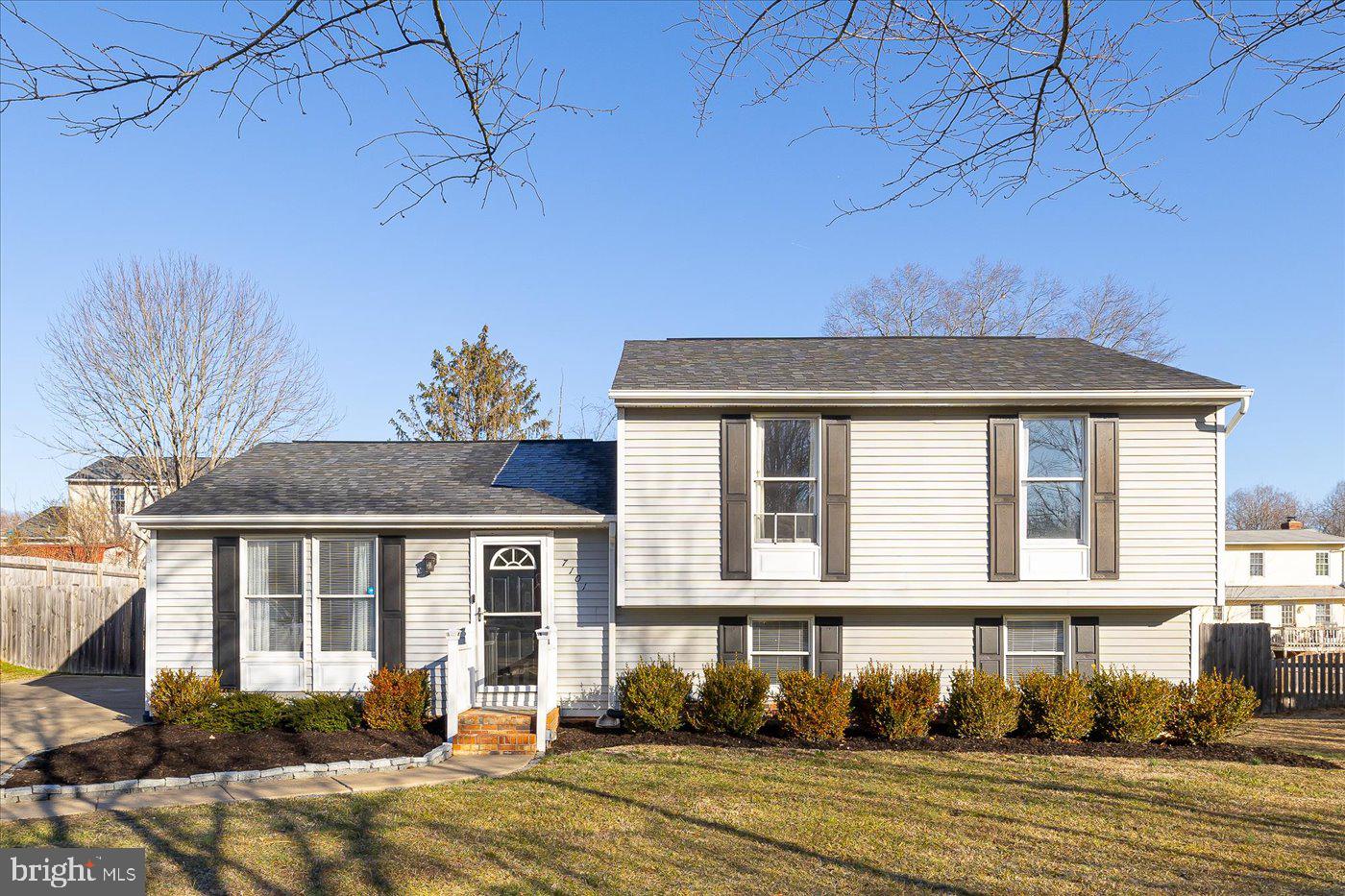 GRANTWOOD ACRES - Residential