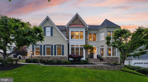 Photo of 18919 Canoe Landing Court, LEESBURG, VA 20176 (MLS # VALO2124436)