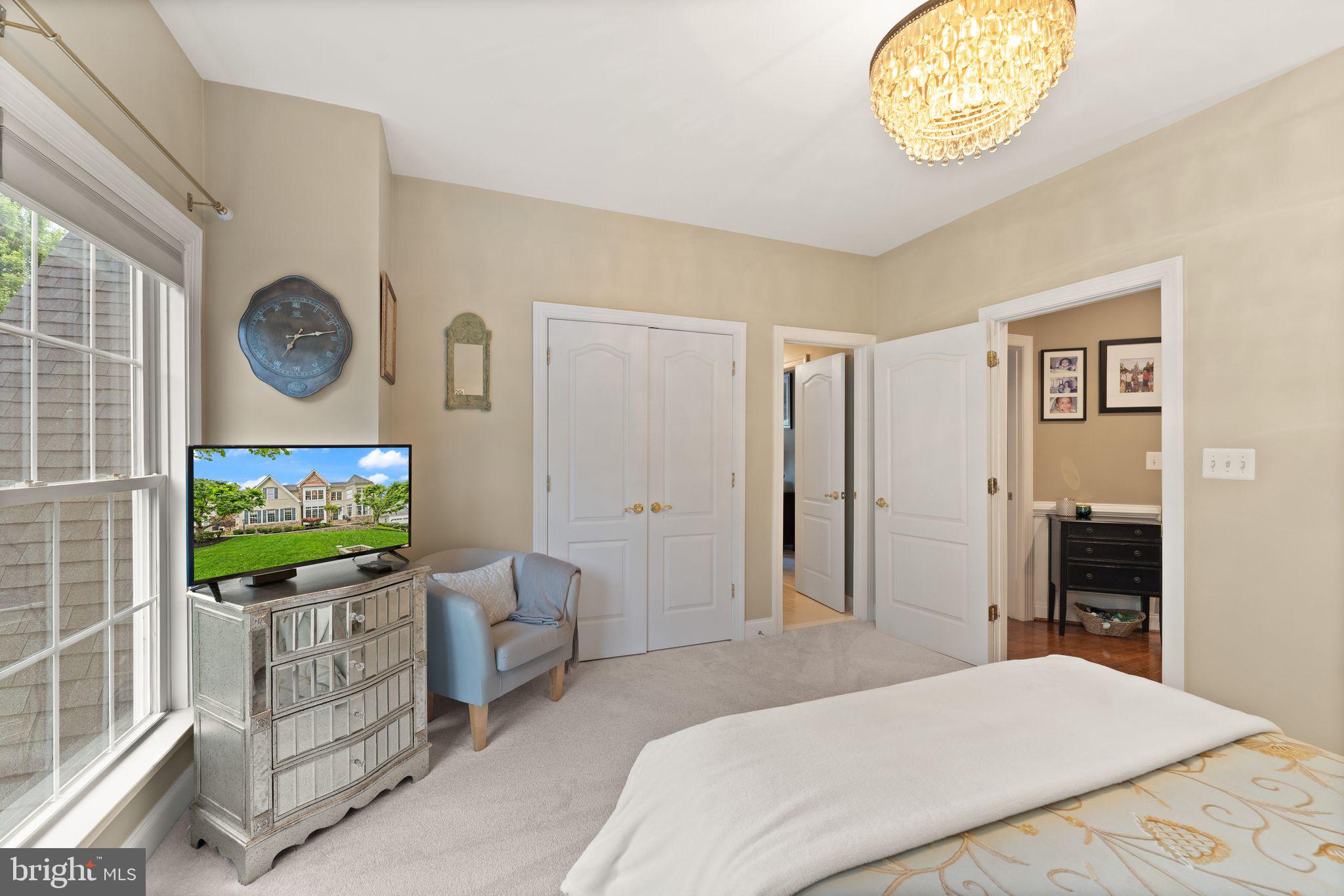 LANSDOWNE ON THE POTOMAC - Residential