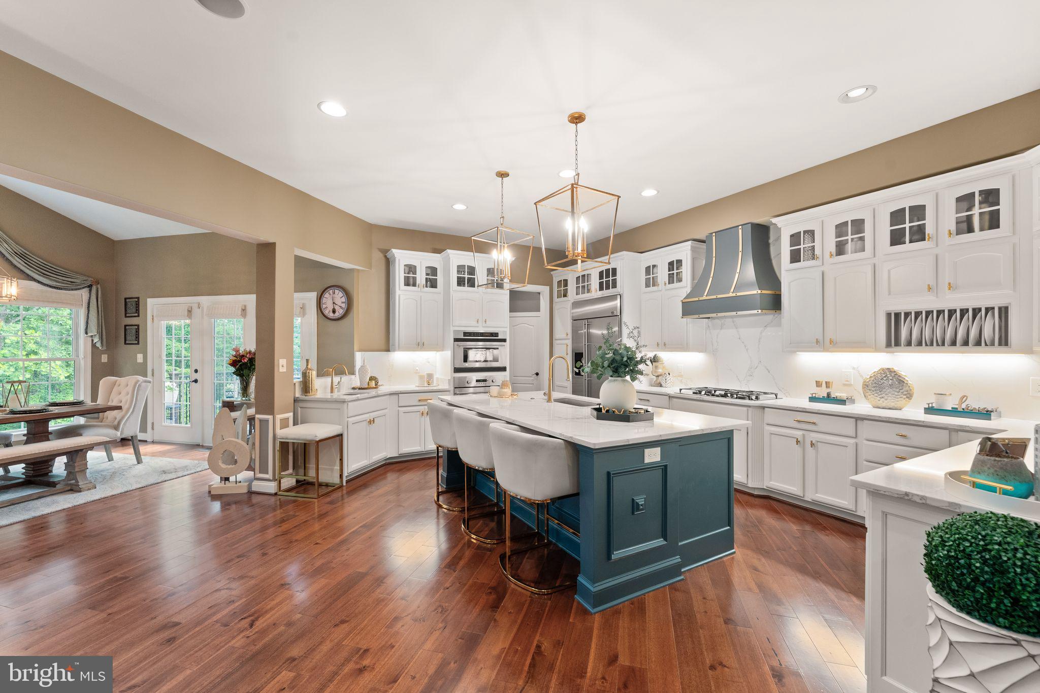 LANSDOWNE ON THE POTOMAC - Residential
