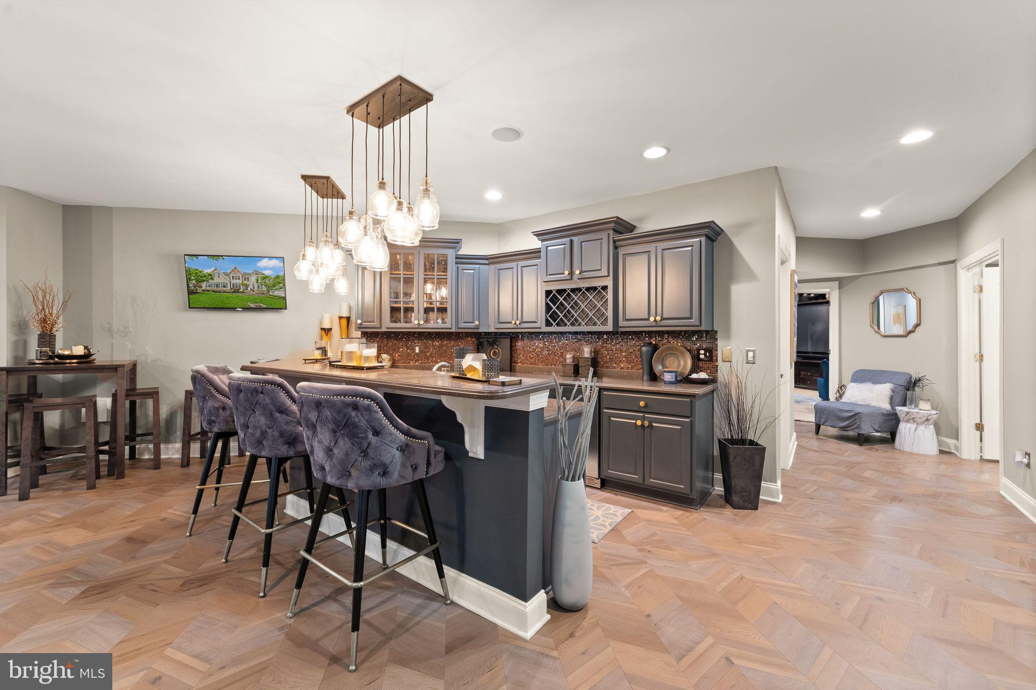 LANSDOWNE ON THE POTOMAC - Residential