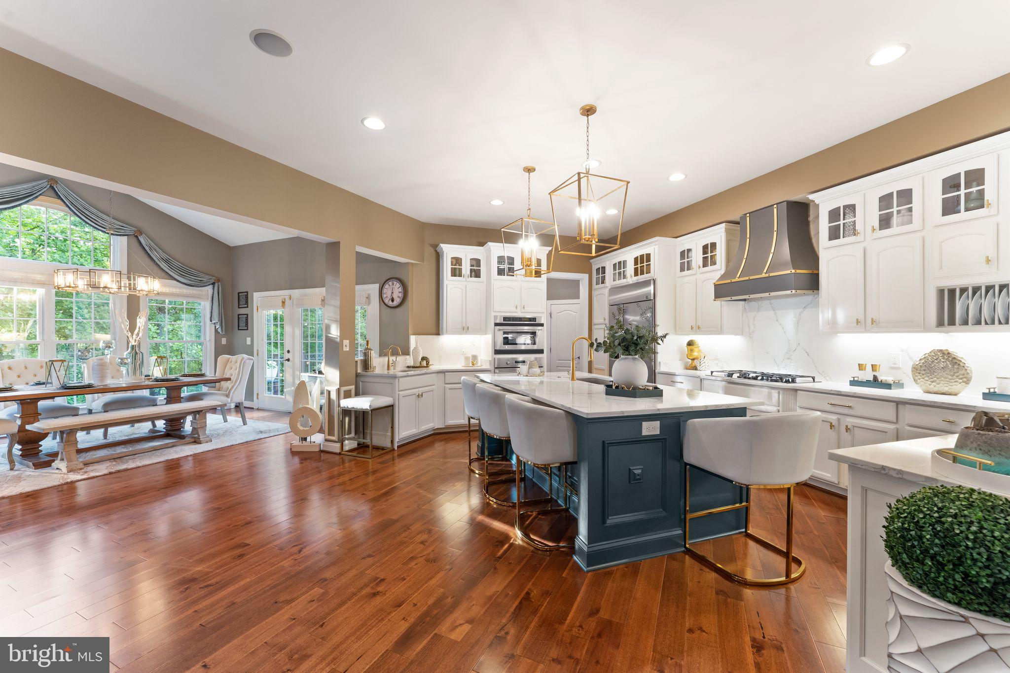 LANSDOWNE ON THE POTOMAC - Residential