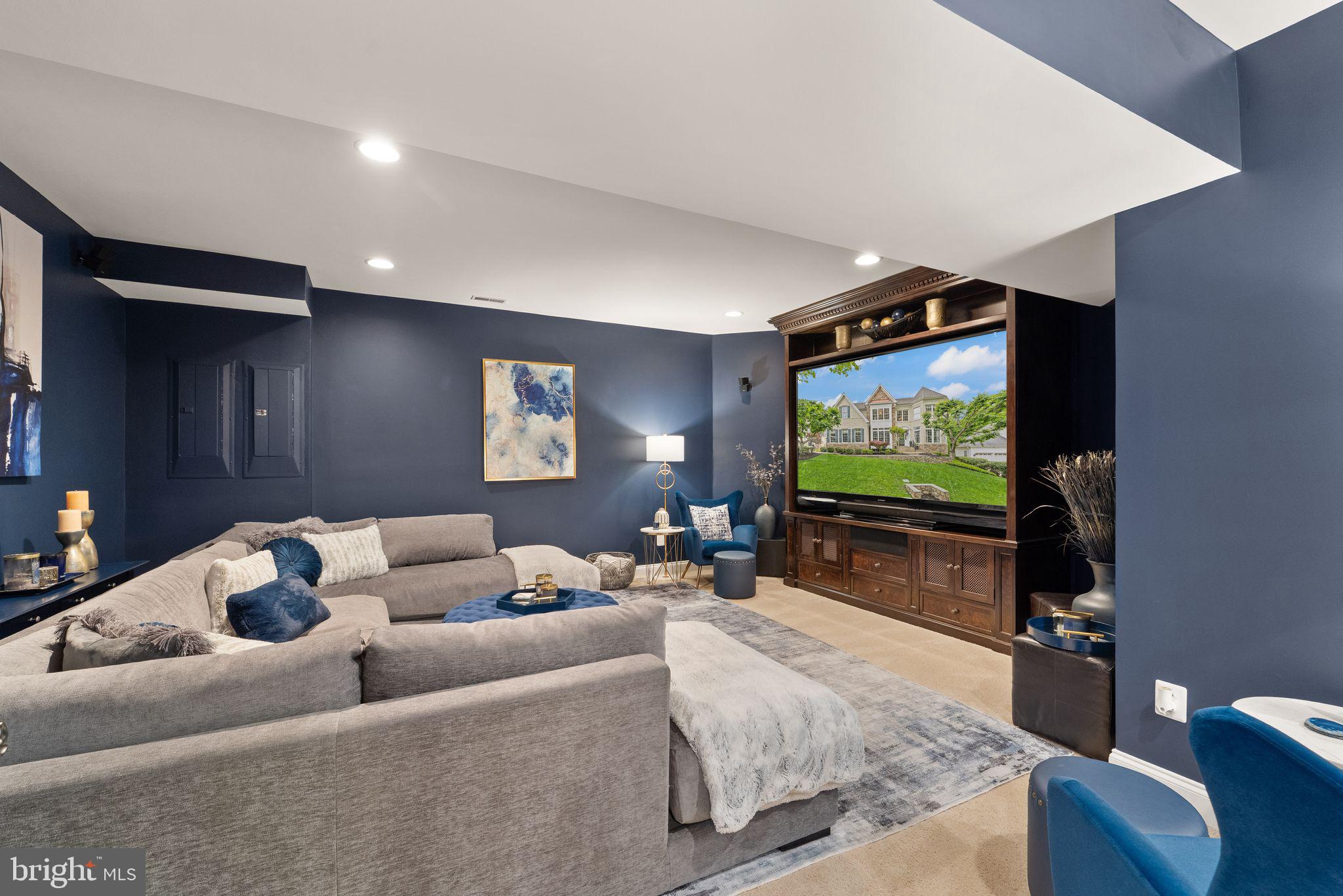 LANSDOWNE ON THE POTOMAC - Residential