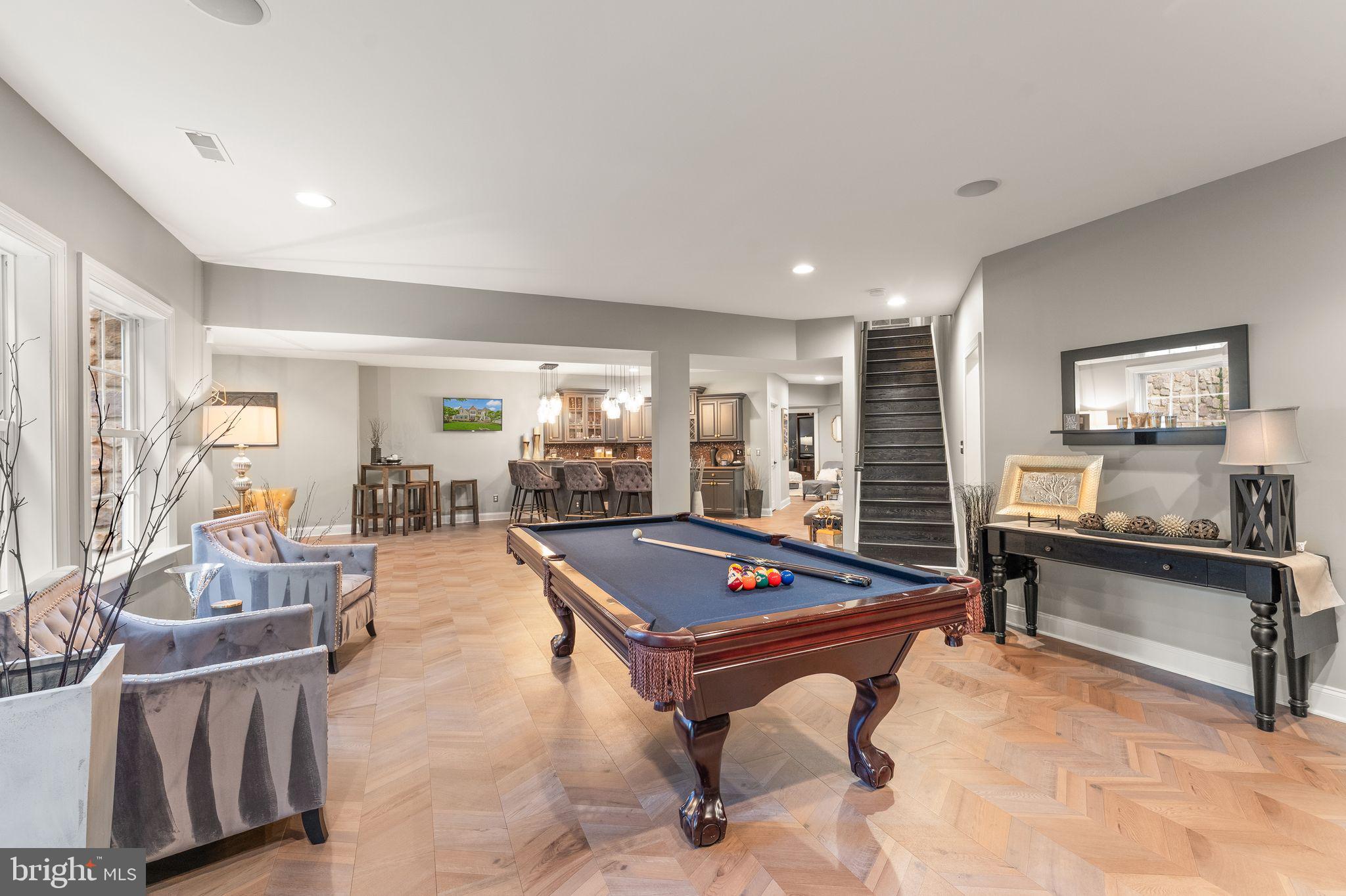 LANSDOWNE ON THE POTOMAC - Residential