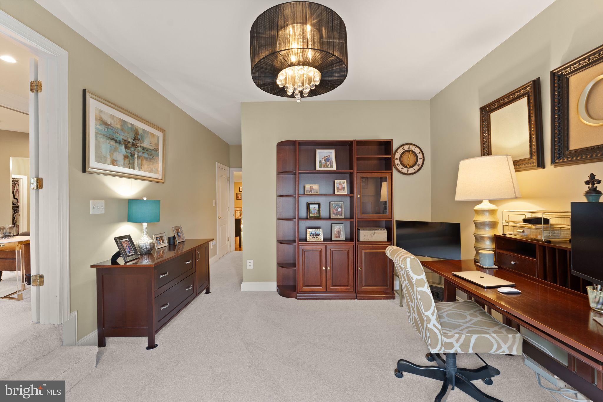 LANSDOWNE ON THE POTOMAC - Residential