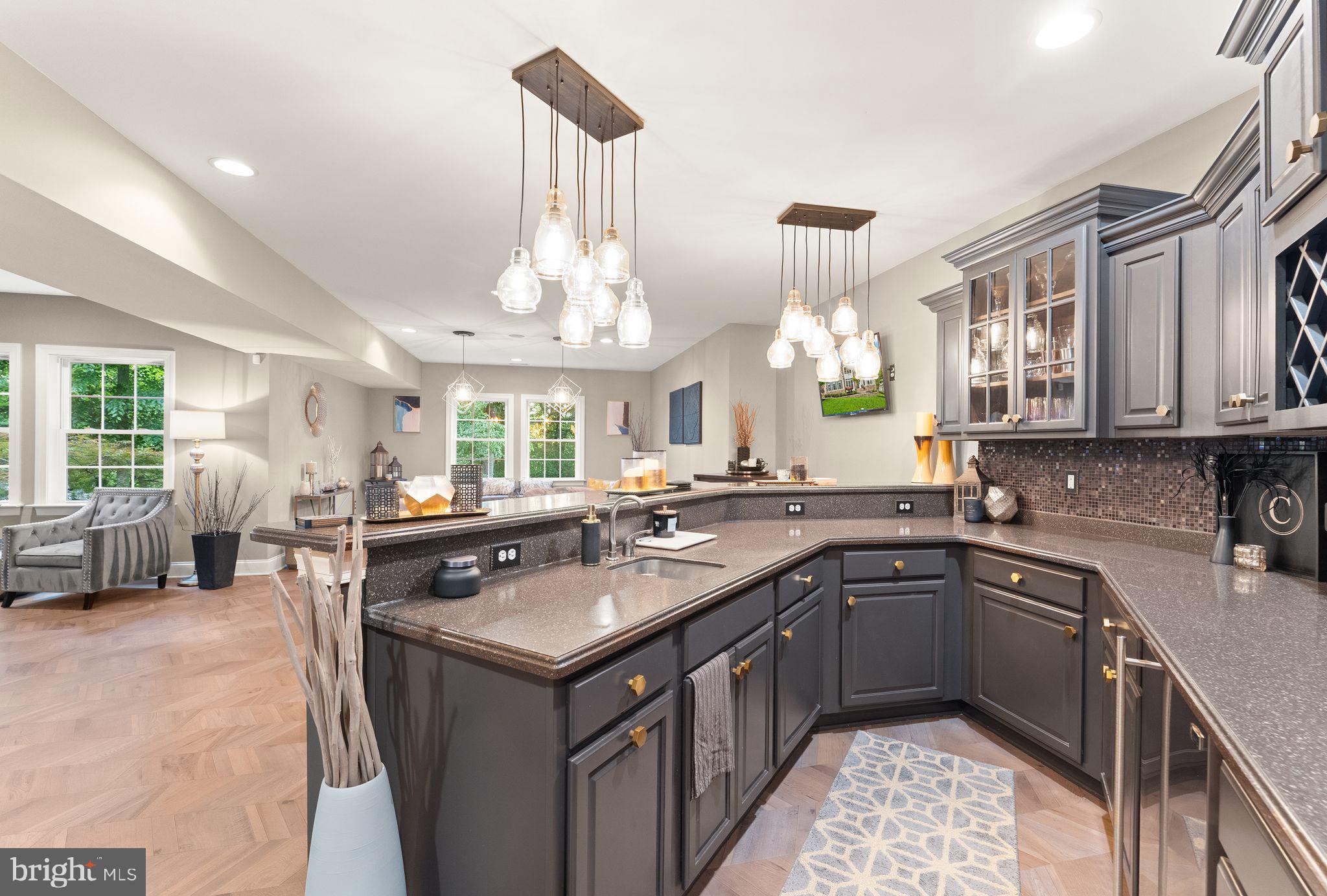 LANSDOWNE ON THE POTOMAC - Residential