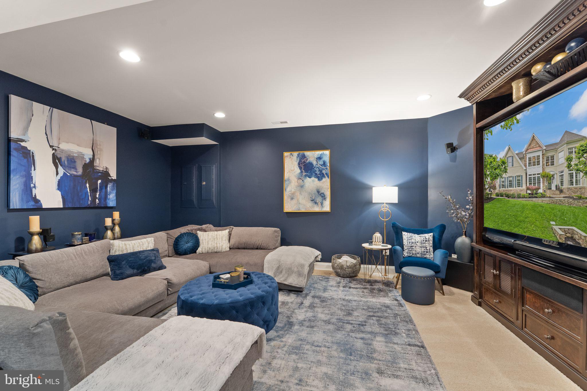 LANSDOWNE ON THE POTOMAC - Residential