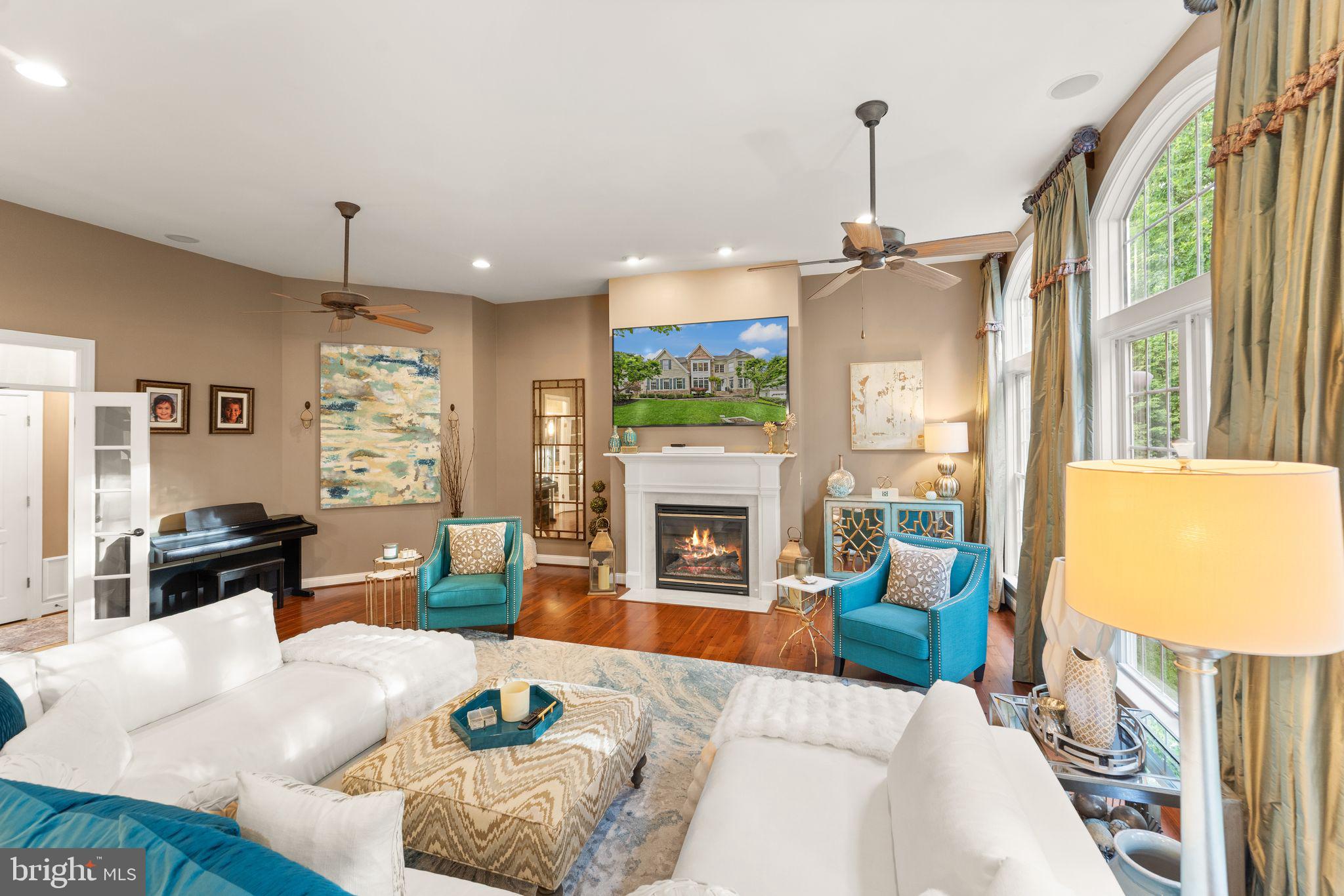 LANSDOWNE ON THE POTOMAC - Residential