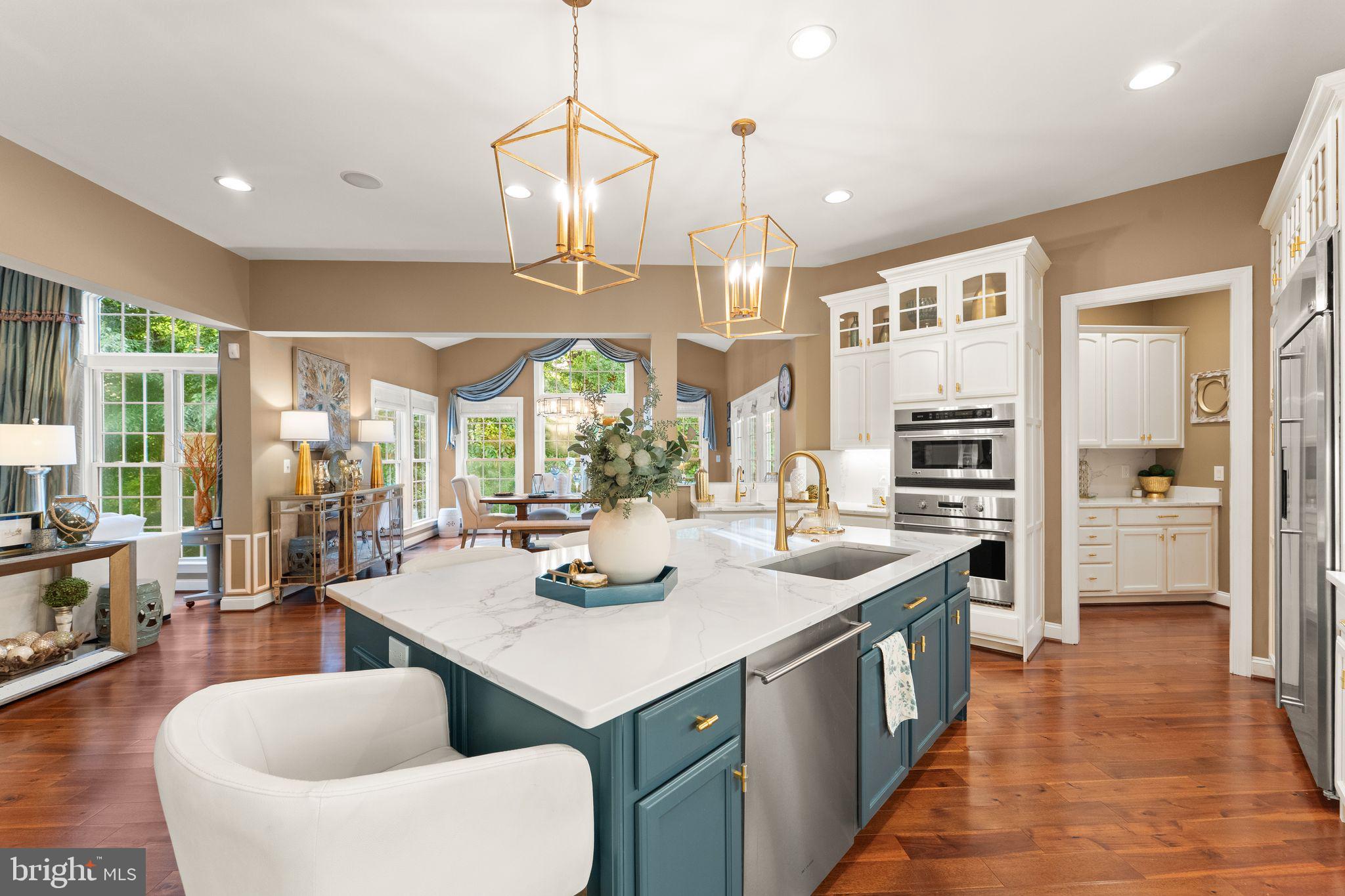 LANSDOWNE ON THE POTOMAC - Residential