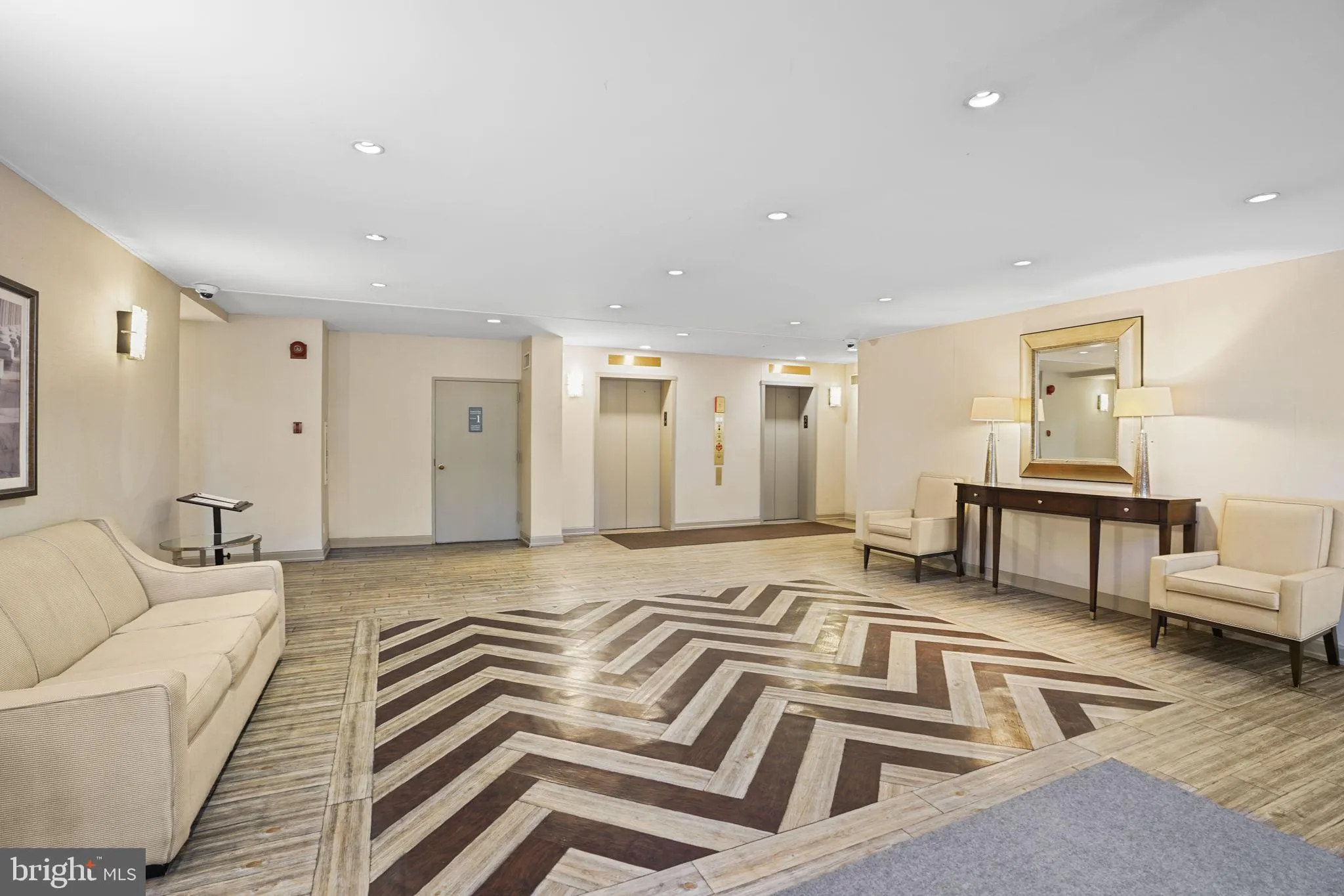 Additional image 46 of 1001 26th Street NW Unit 303, Washington, DC 20037